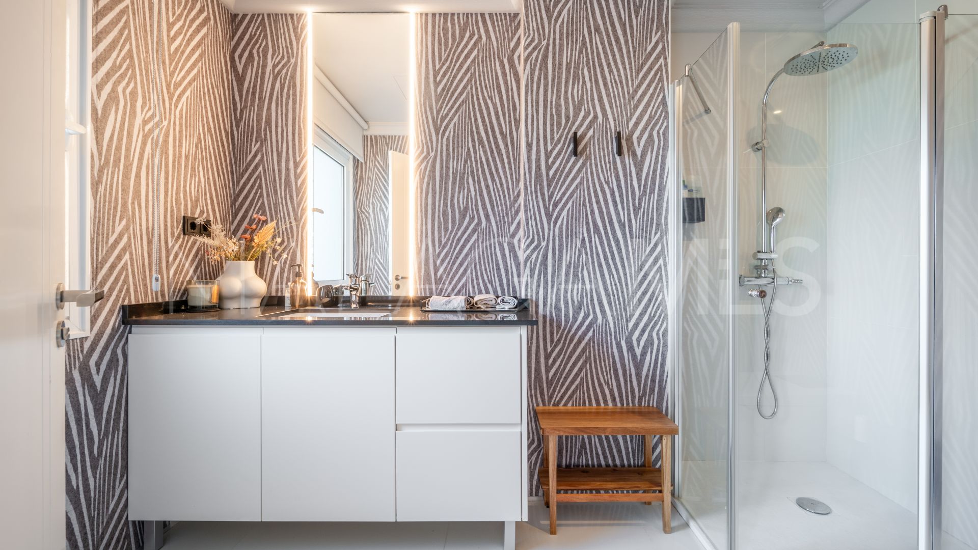 Zweistöckiges penthouse for sale in El Embrujo Banús