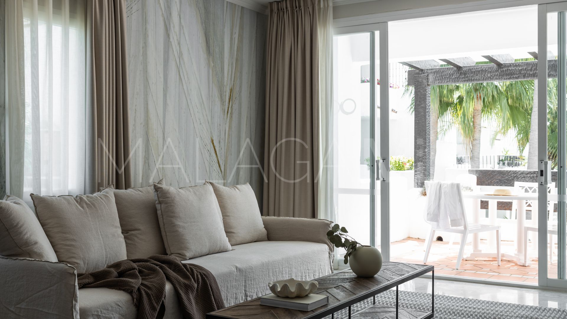 For sale 3 bedrooms duplex penthouse in Marina Puente Romano