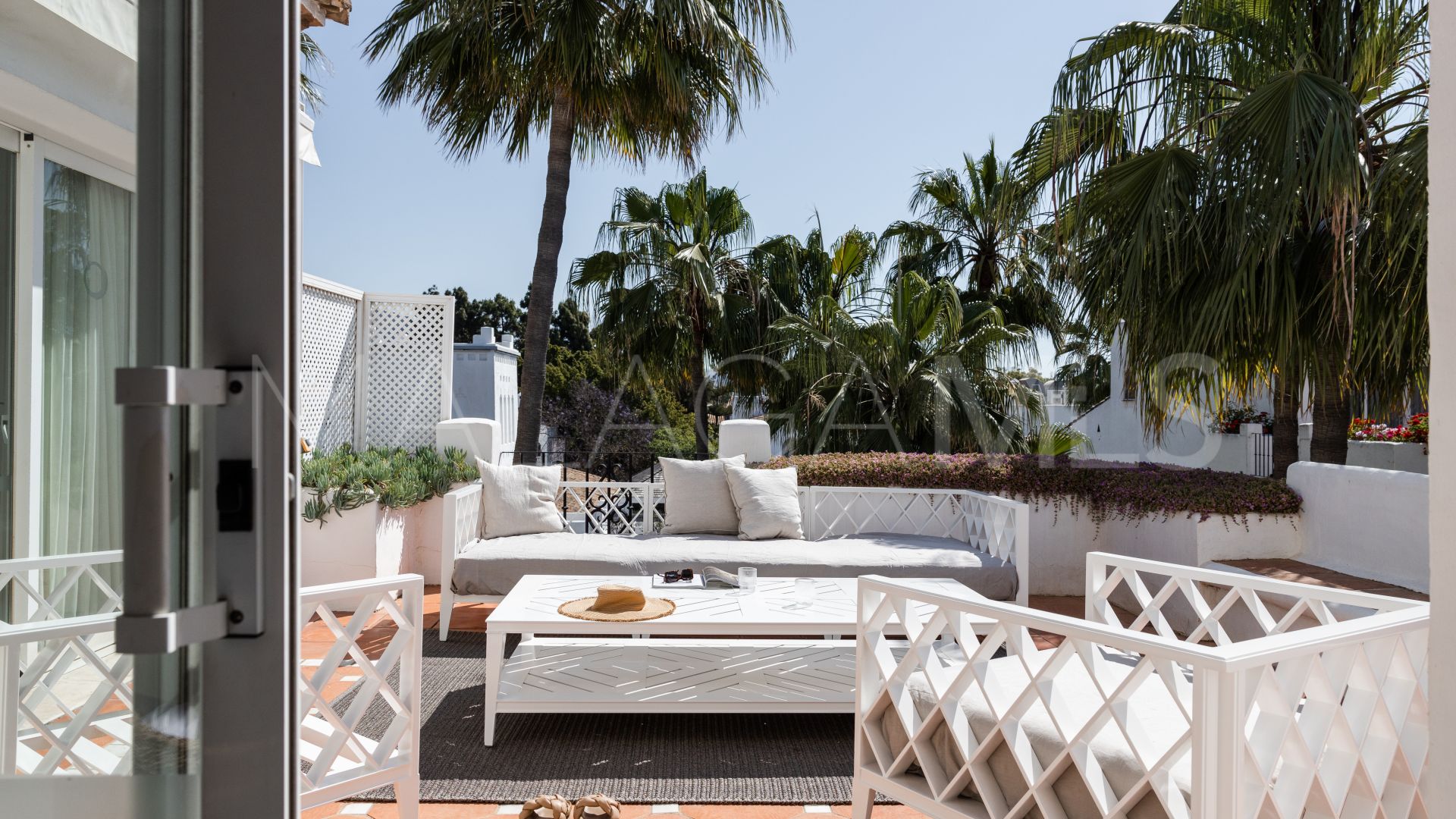 For sale 3 bedrooms duplex penthouse in Marina Puente Romano