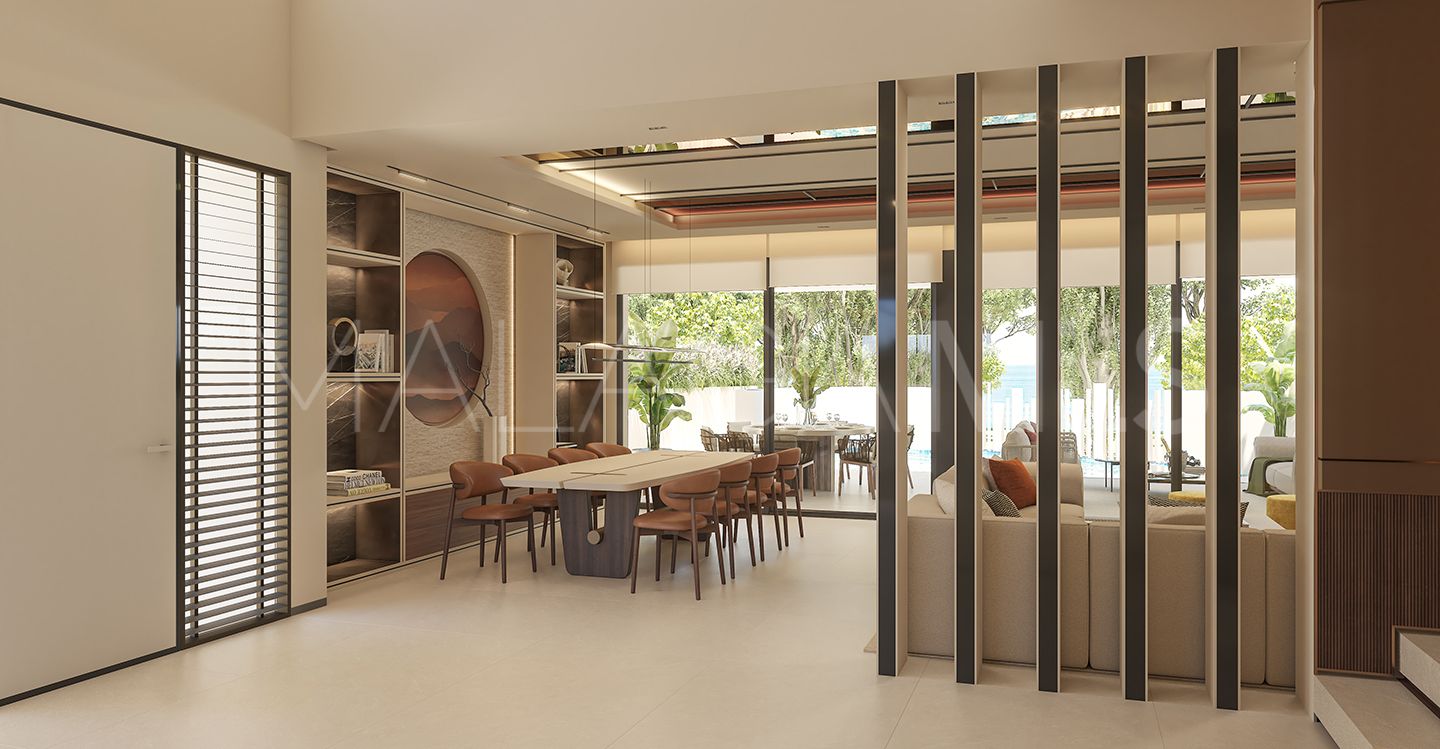 Villa pareada for sale with 4 bedrooms in Marbella Este