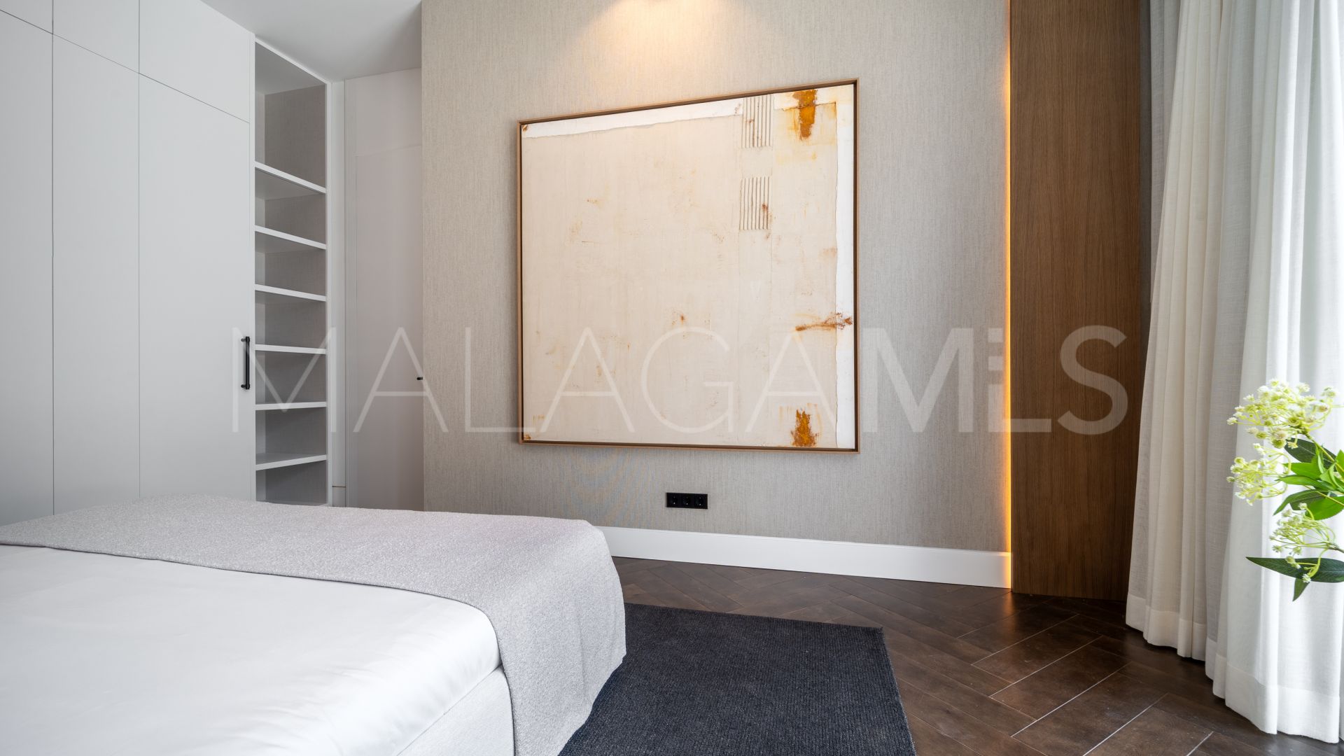 Villa for sale in Cascada de Camojan