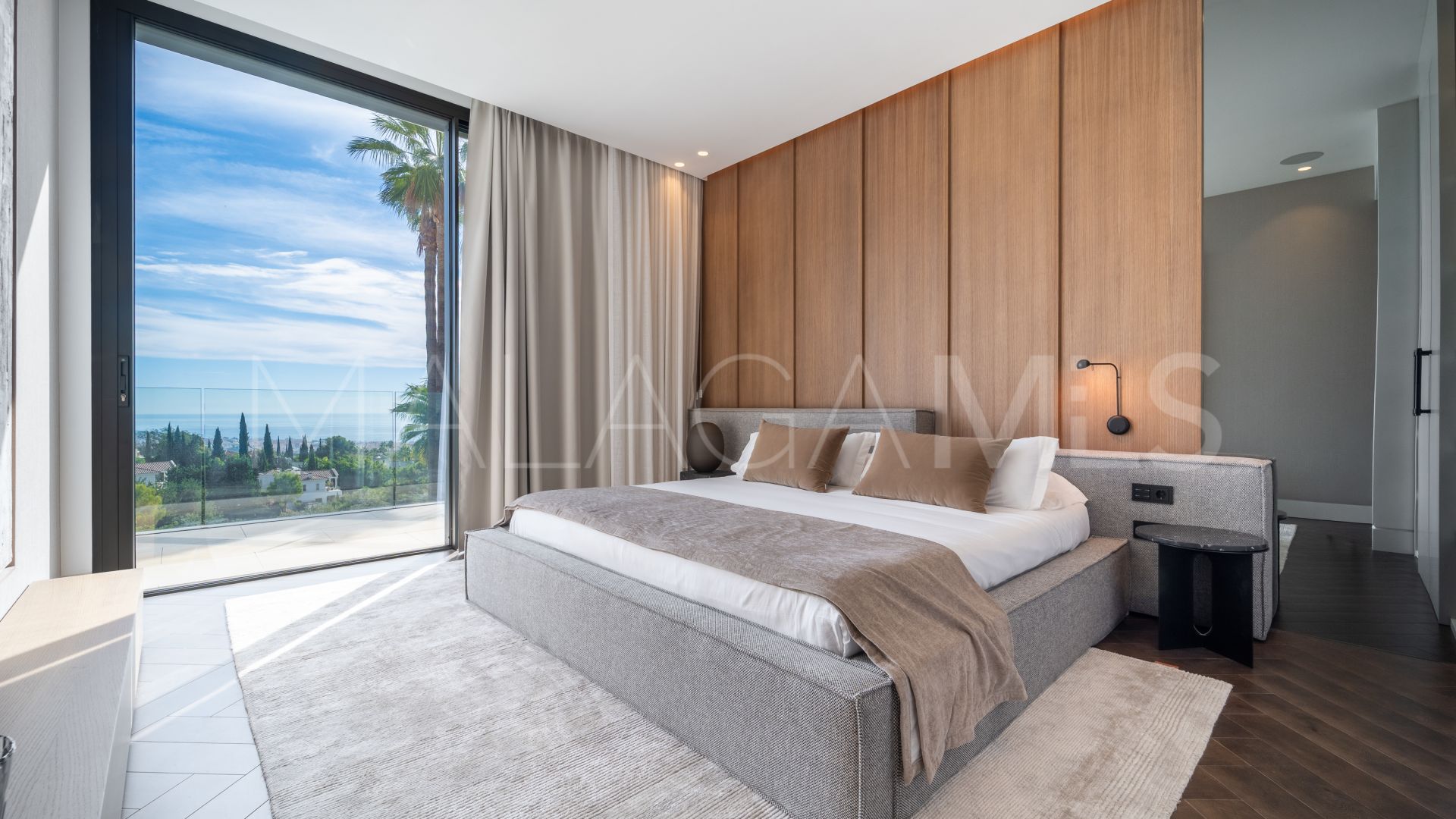 Villa for sale in Cascada de Camojan