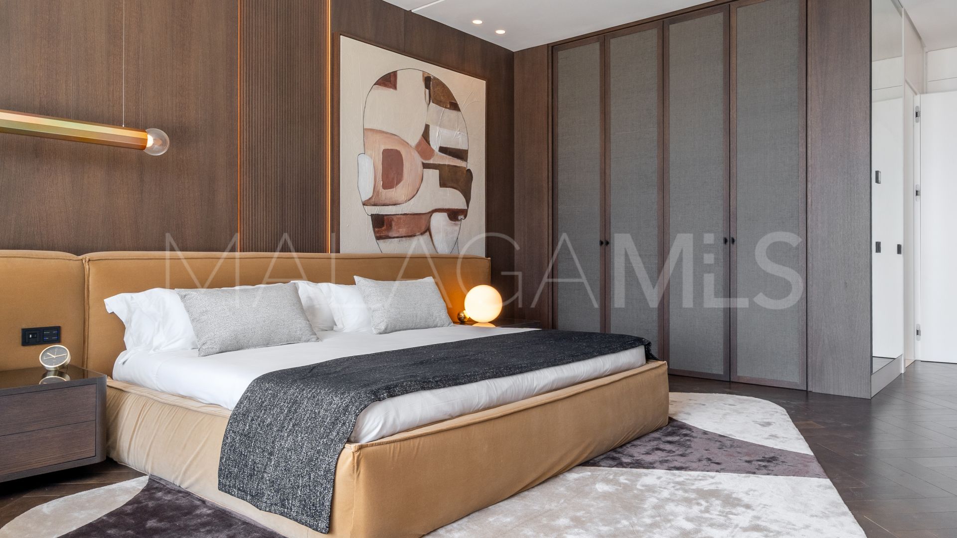 Villa for sale in Cascada de Camojan