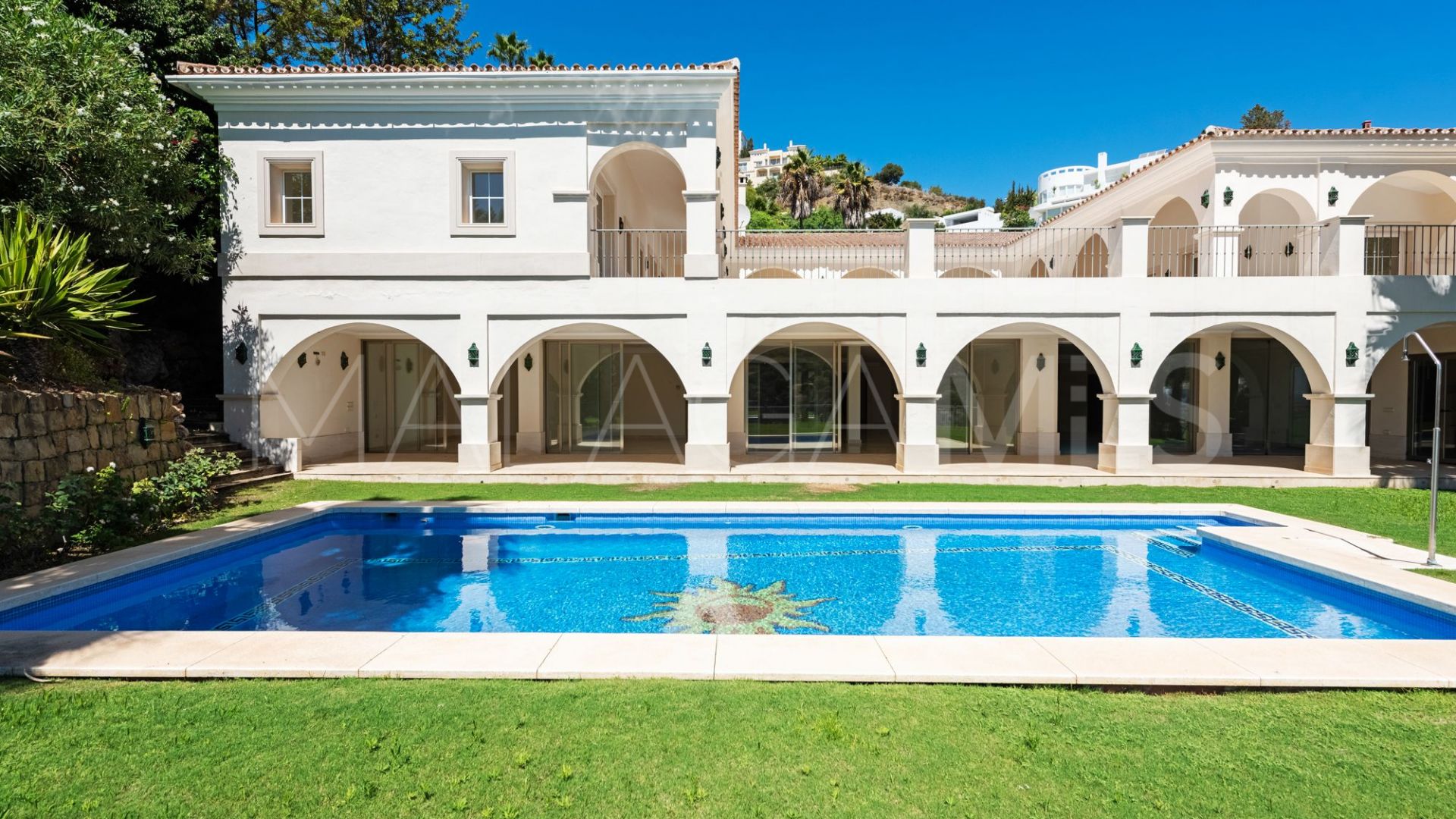 Villa for sale in Los Arqueros