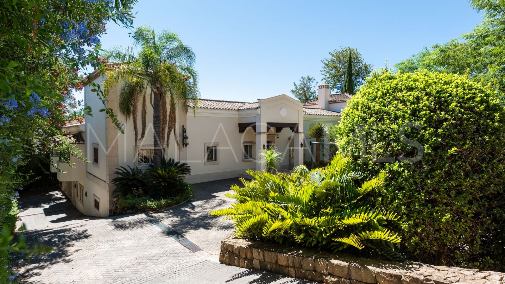 Villa for sale in Los Arqueros