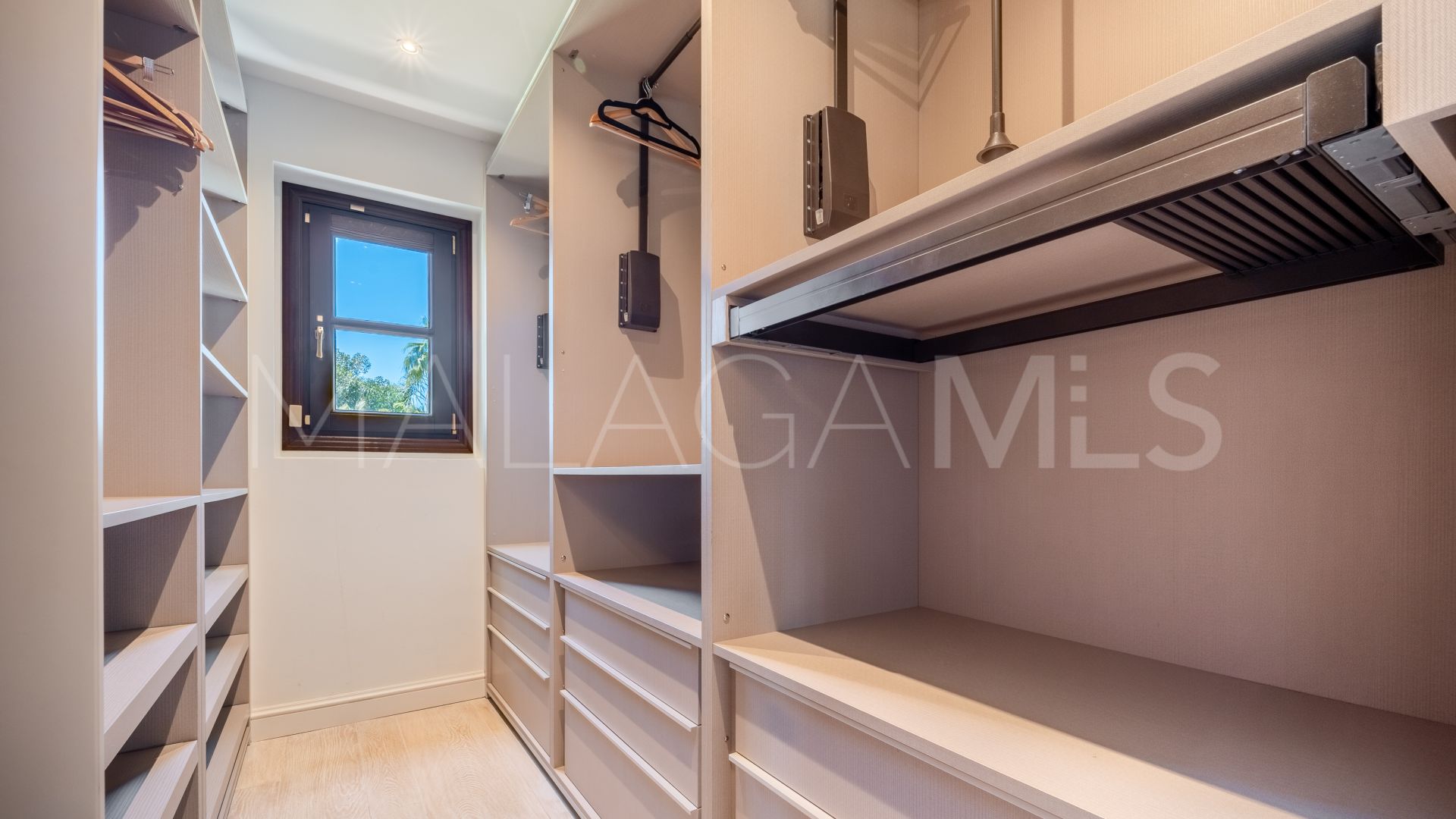 Villa for sale in Balcones de Sierra Blanca