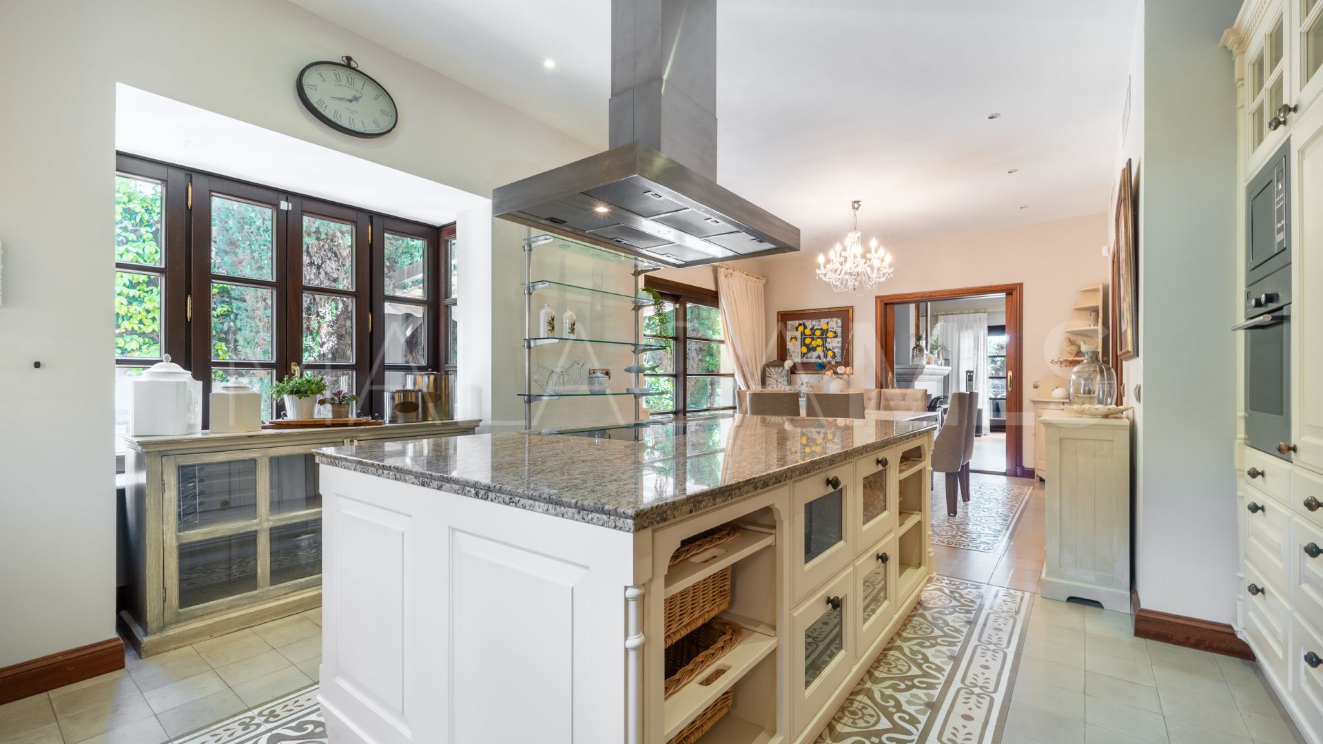 Villa for sale in Balcones de Sierra Blanca
