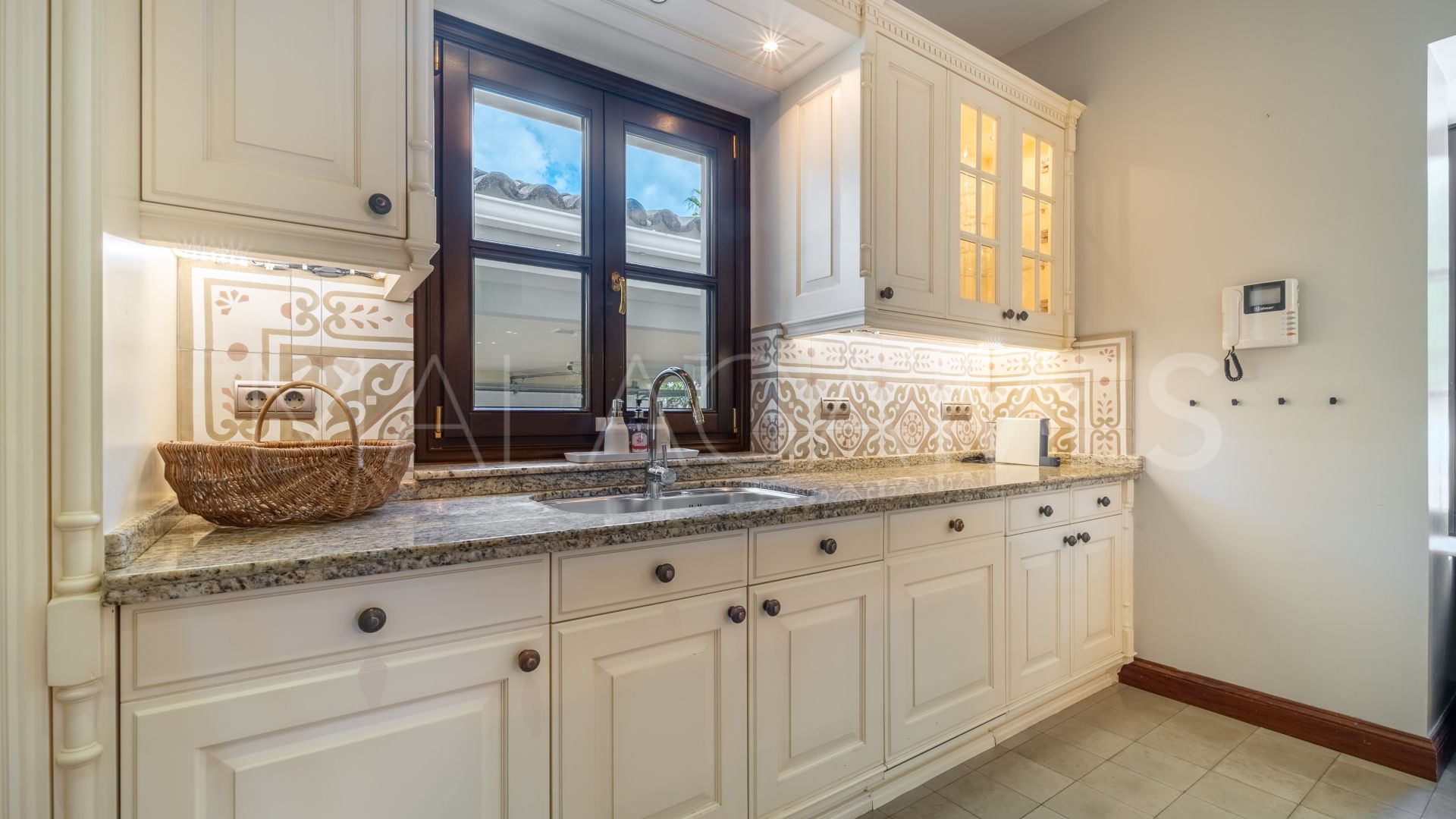 Villa for sale in Balcones de Sierra Blanca