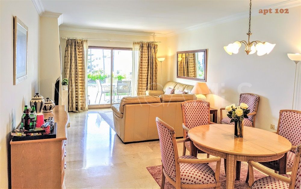 Ground floor apartment in Coral Beach for sale