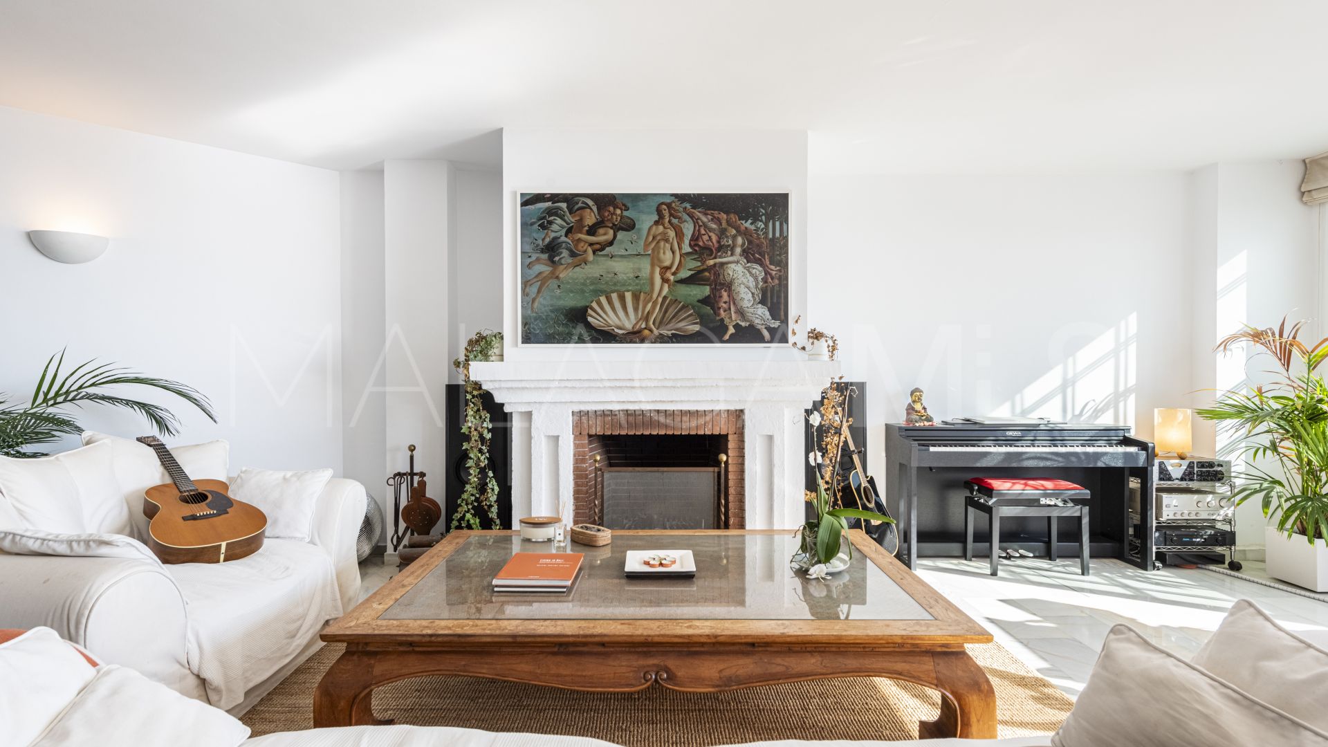 For sale 2 bedrooms apartment in Marbella - Puerto Banus