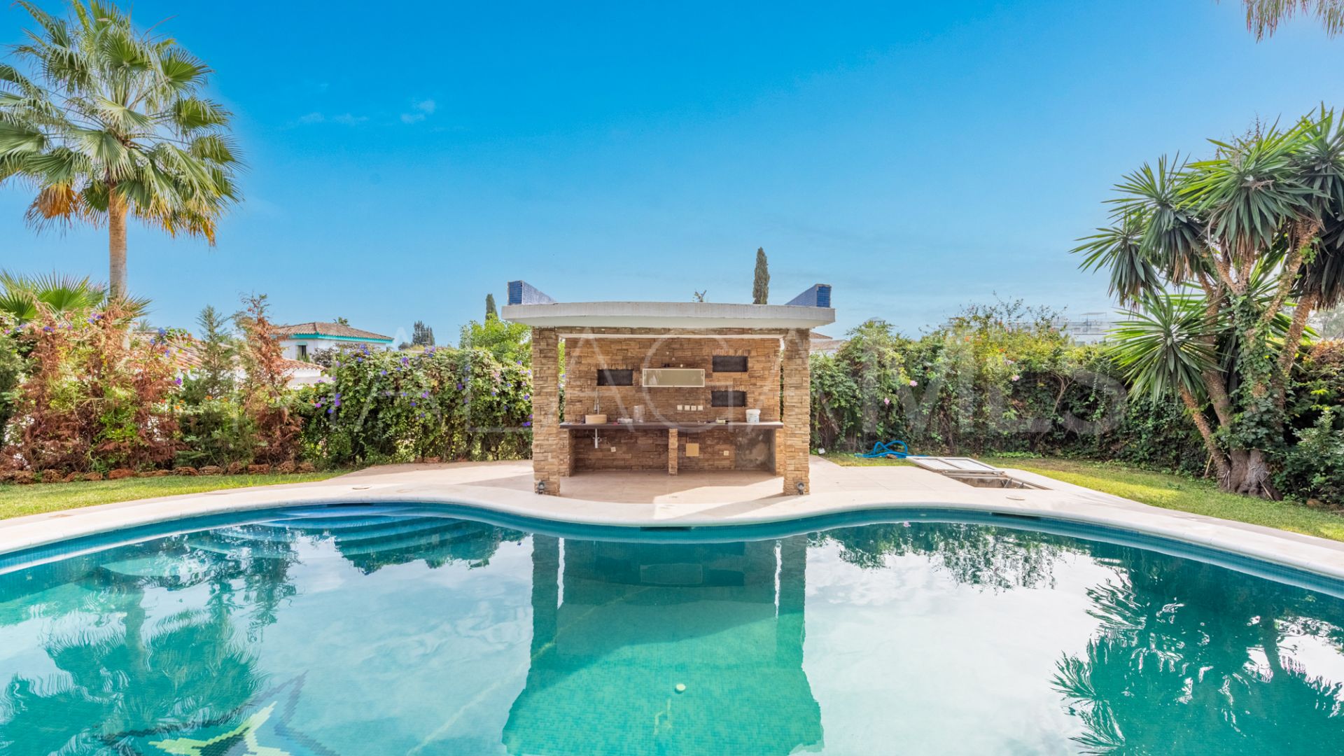 Villa for sale in Marbella Goldene Meile