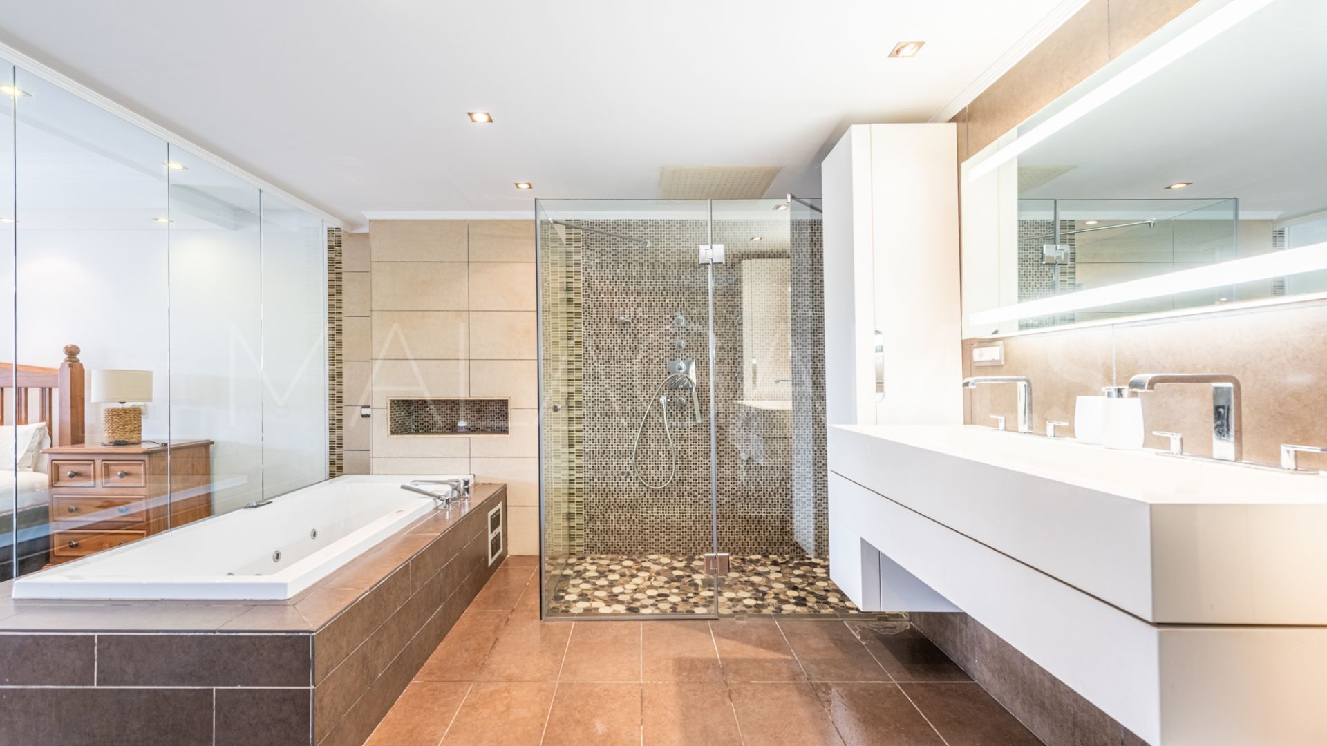 Villa for sale in Marbella Goldene Meile
