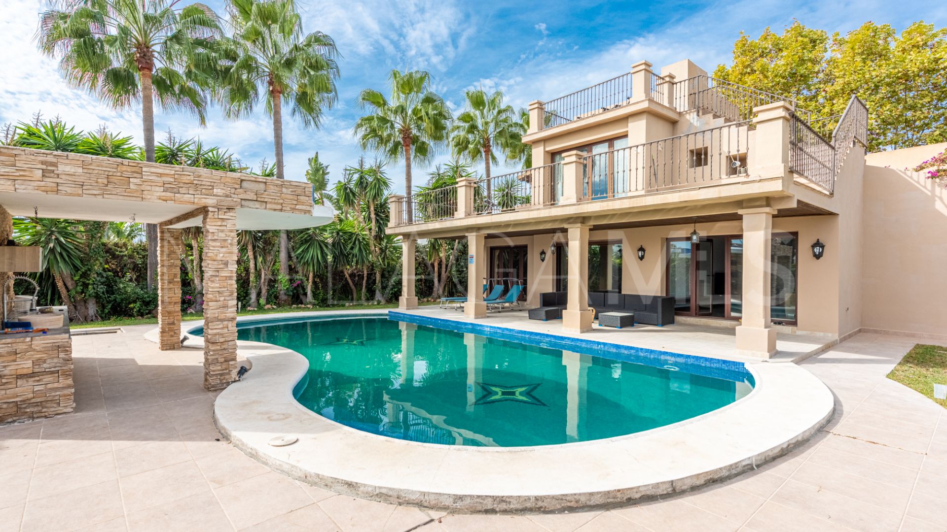 Villa for sale in Marbella Goldene Meile