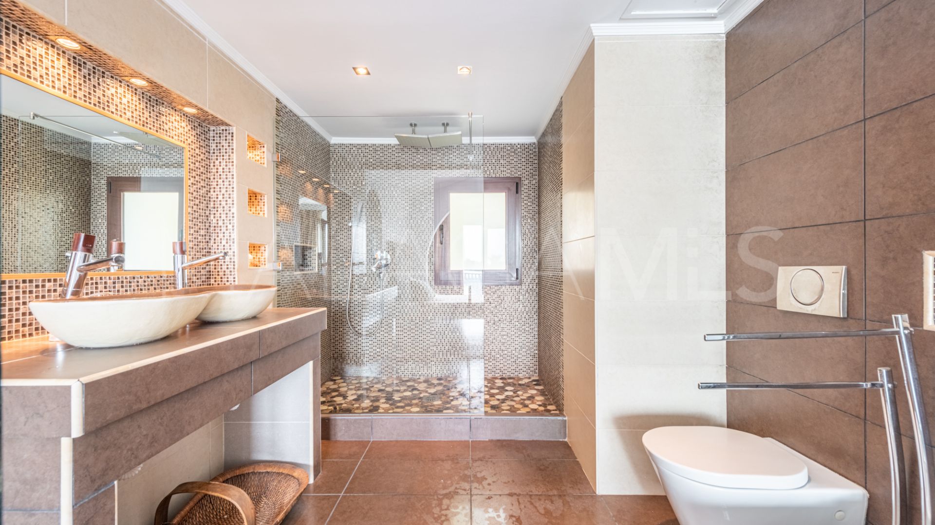 Villa for sale in Marbella Goldene Meile