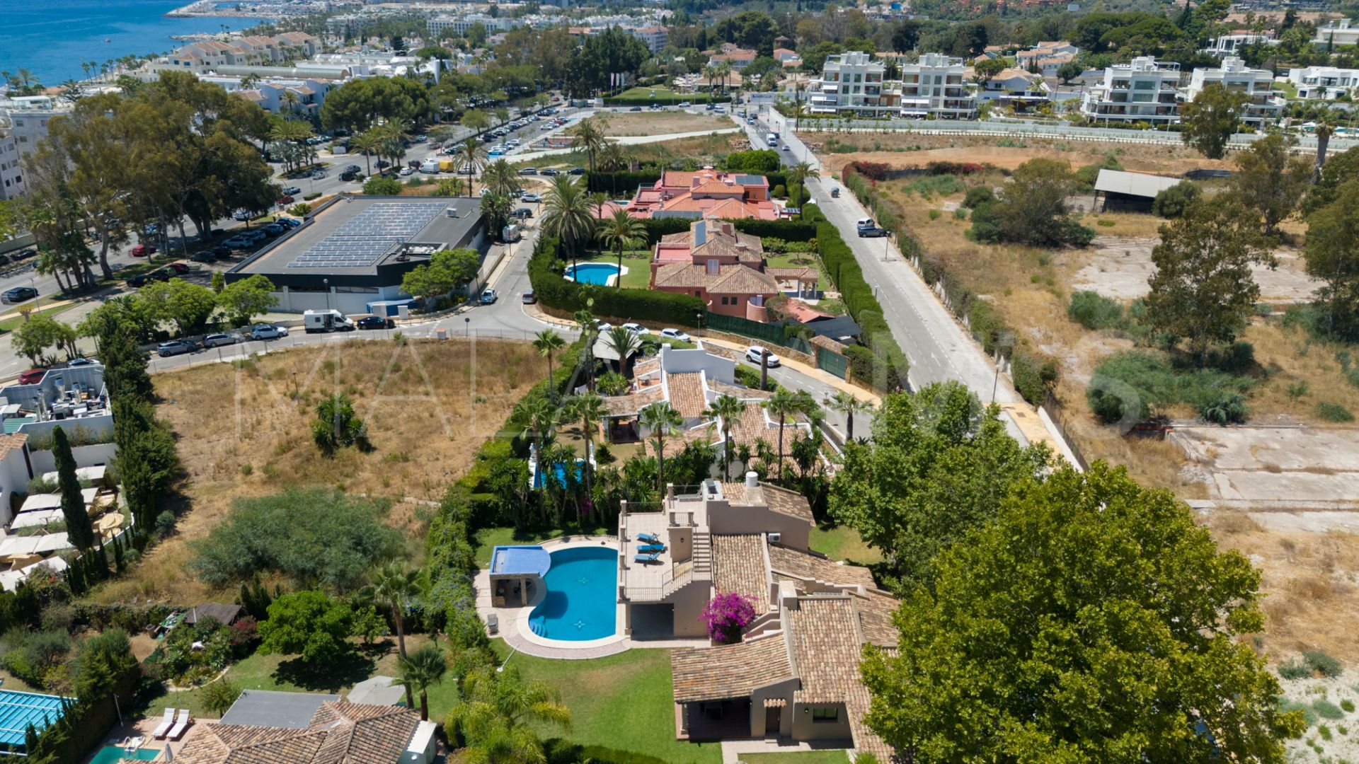 Villa for sale in Marbella Goldene Meile