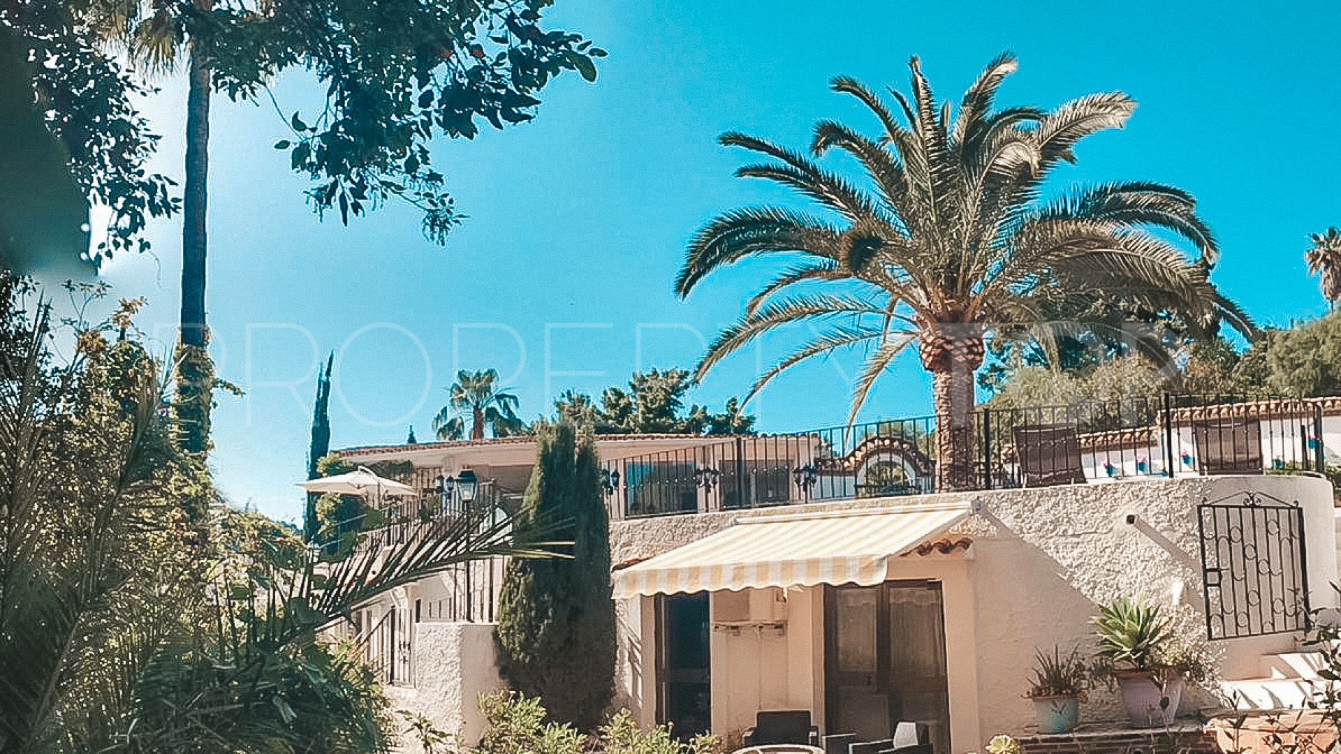 Hotel a la venta en Marbella de 8 dormitorios