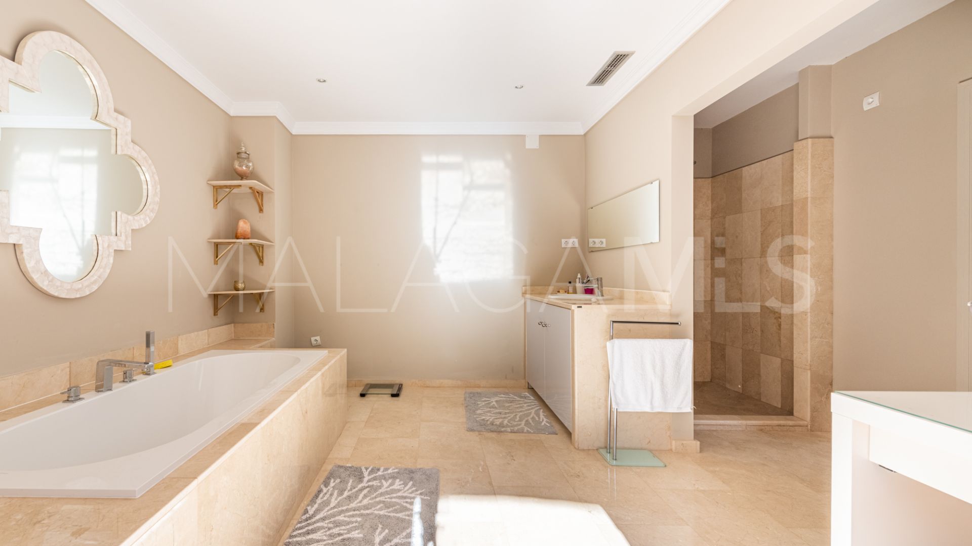Adosado for sale in Le Village de 4 bedrooms