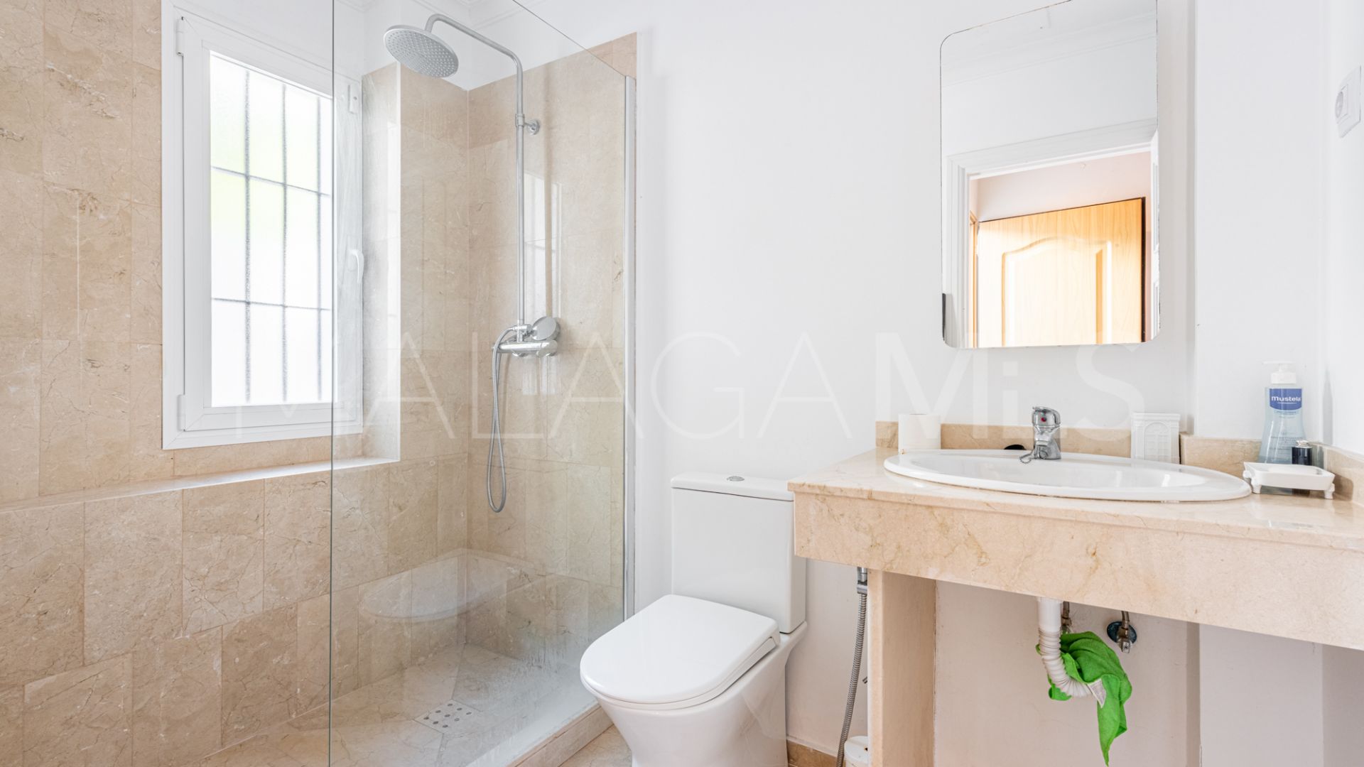 Adosado for sale in Le Village de 4 bedrooms