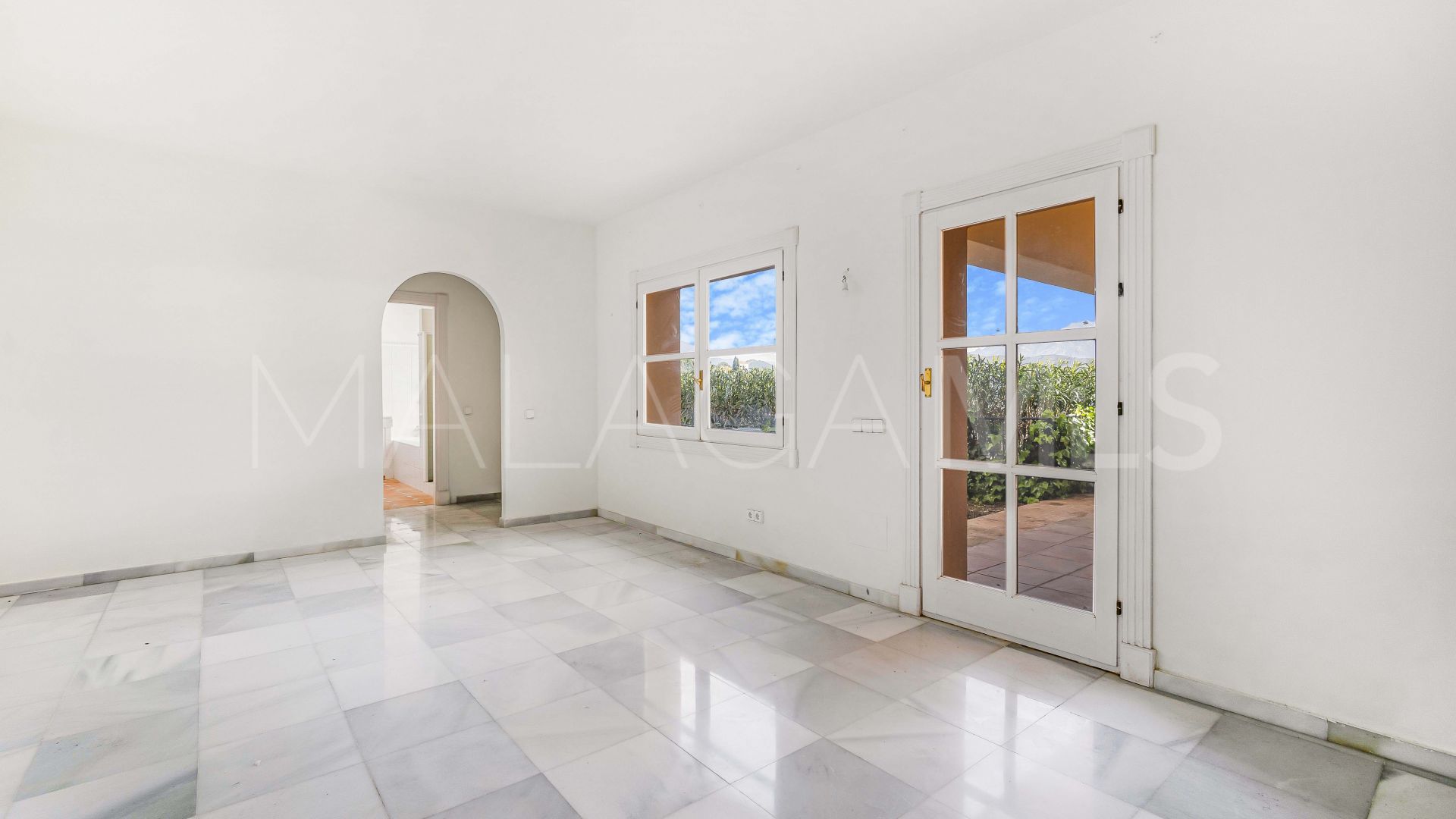 Villa for sale in El Madroñal