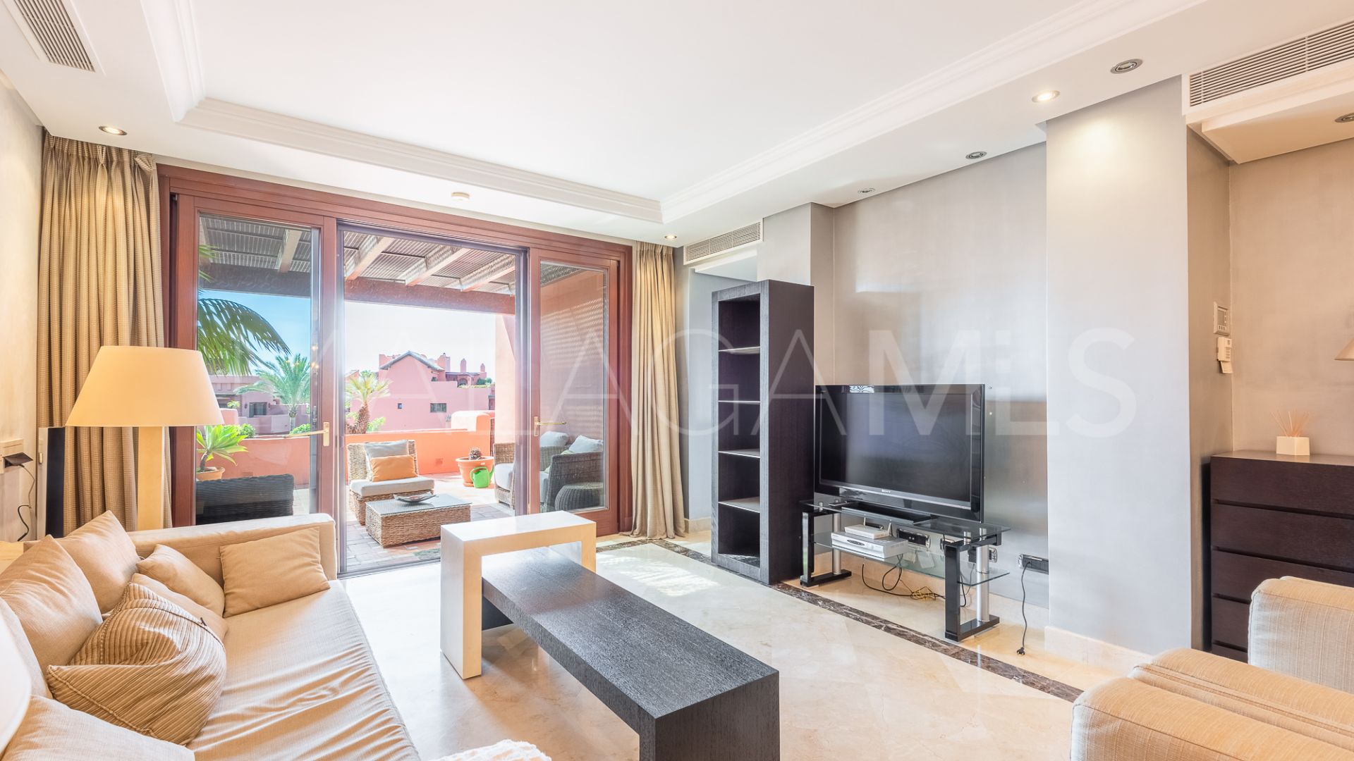 Duplex penthouse for sale in Torre Bermeja