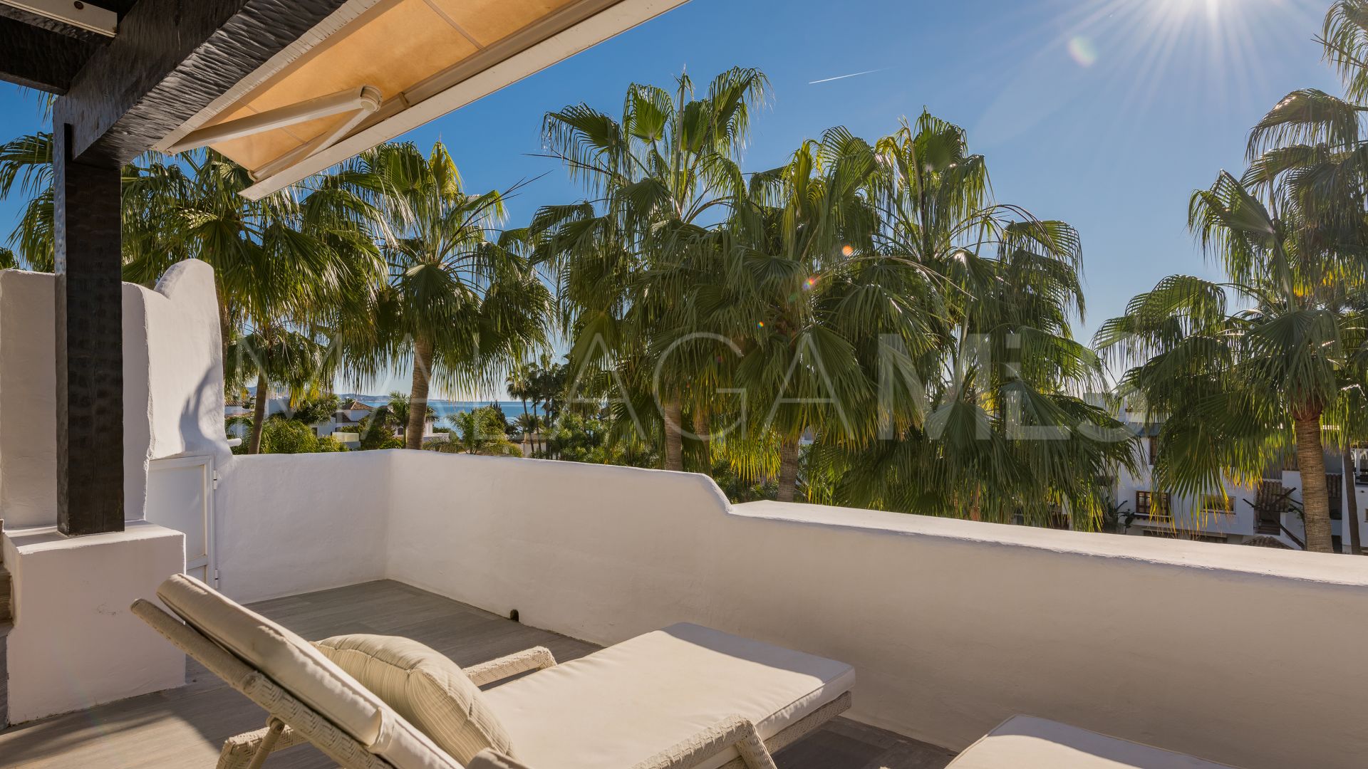 Duplex penthouse for sale in Marina Puente Romano