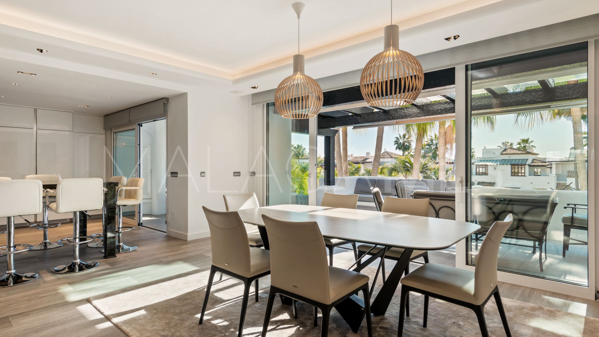 Duplex penthouse for sale in Marina Puente Romano