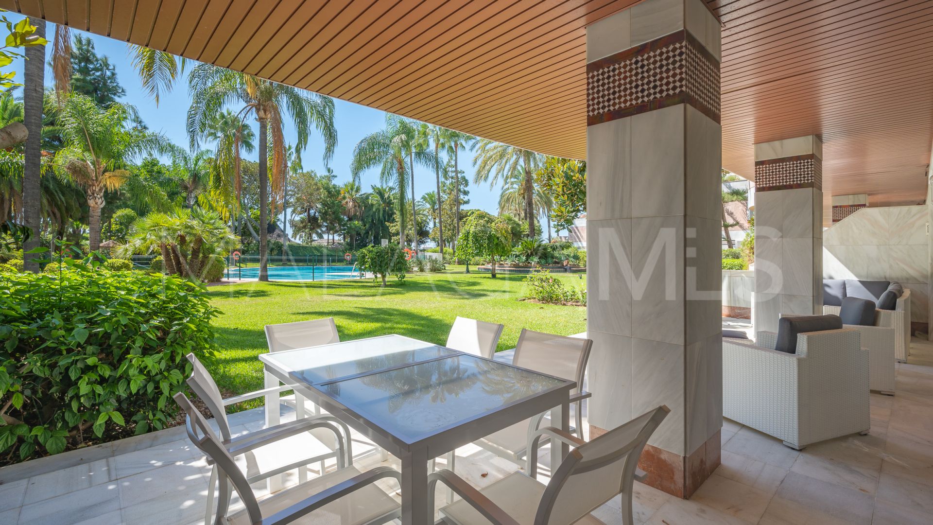 Duplex rez de chaussée for sale in Gray D'Albion