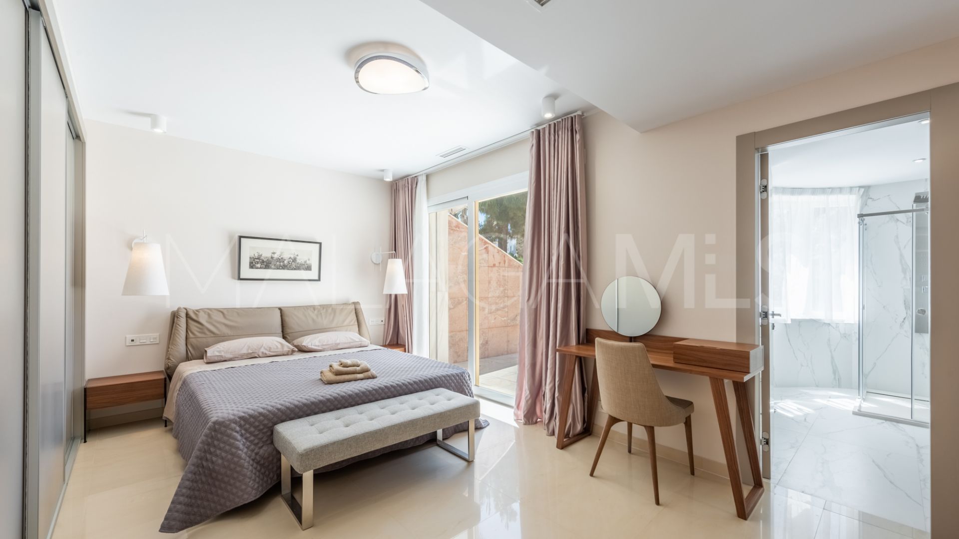 Duplex rez de chaussée for sale in Gray D'Albion