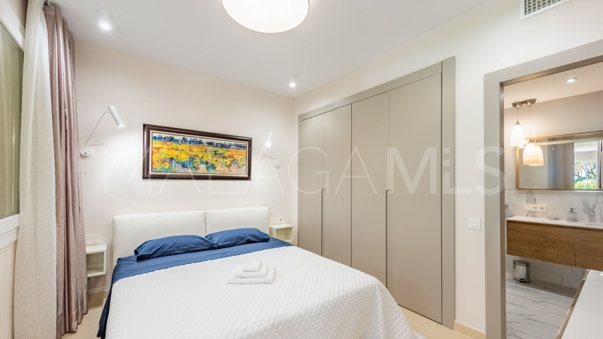 Duplex rez de chaussée for sale in Gray D'Albion