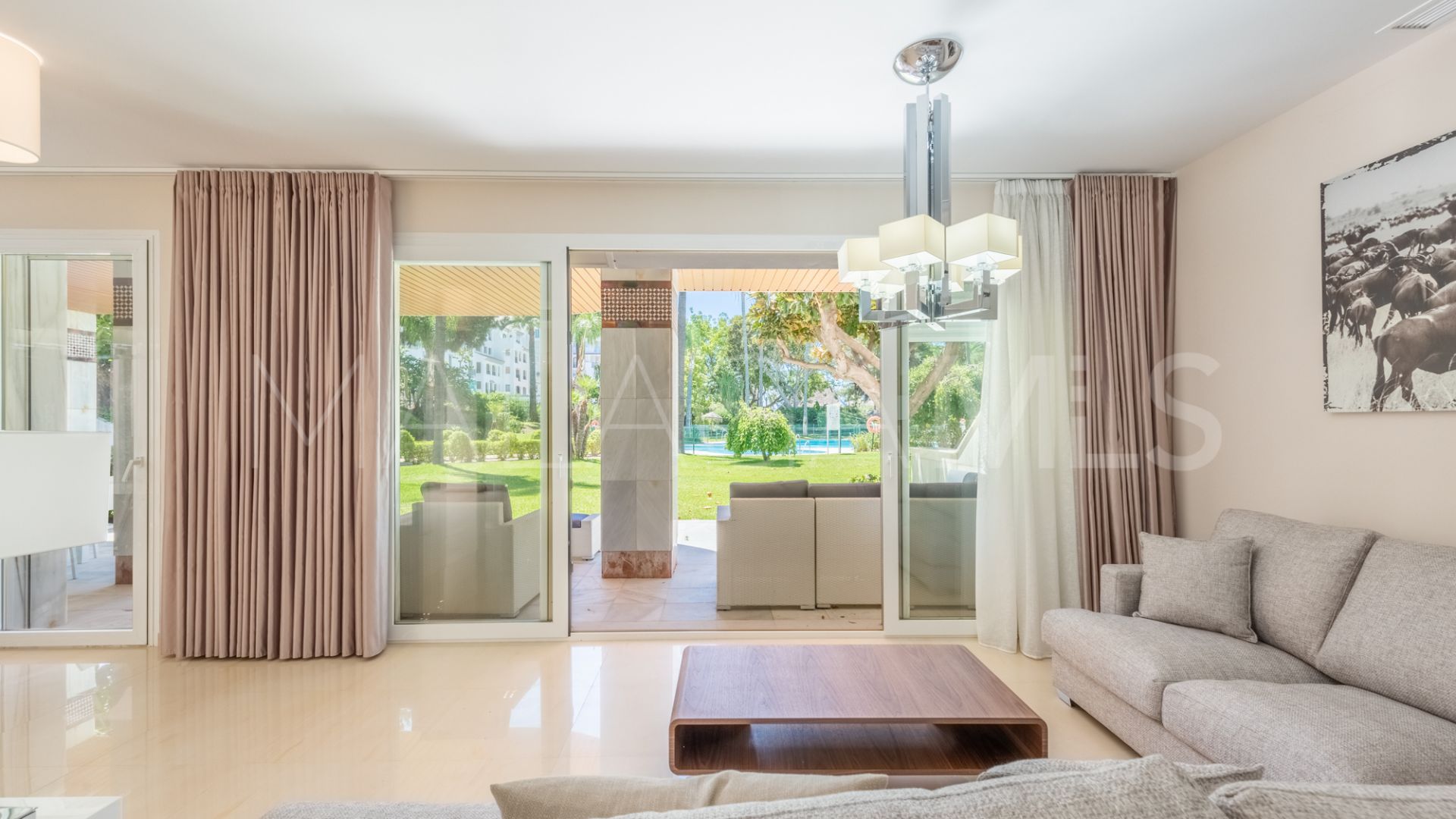 Duplex rez de chaussée for sale in Gray D'Albion