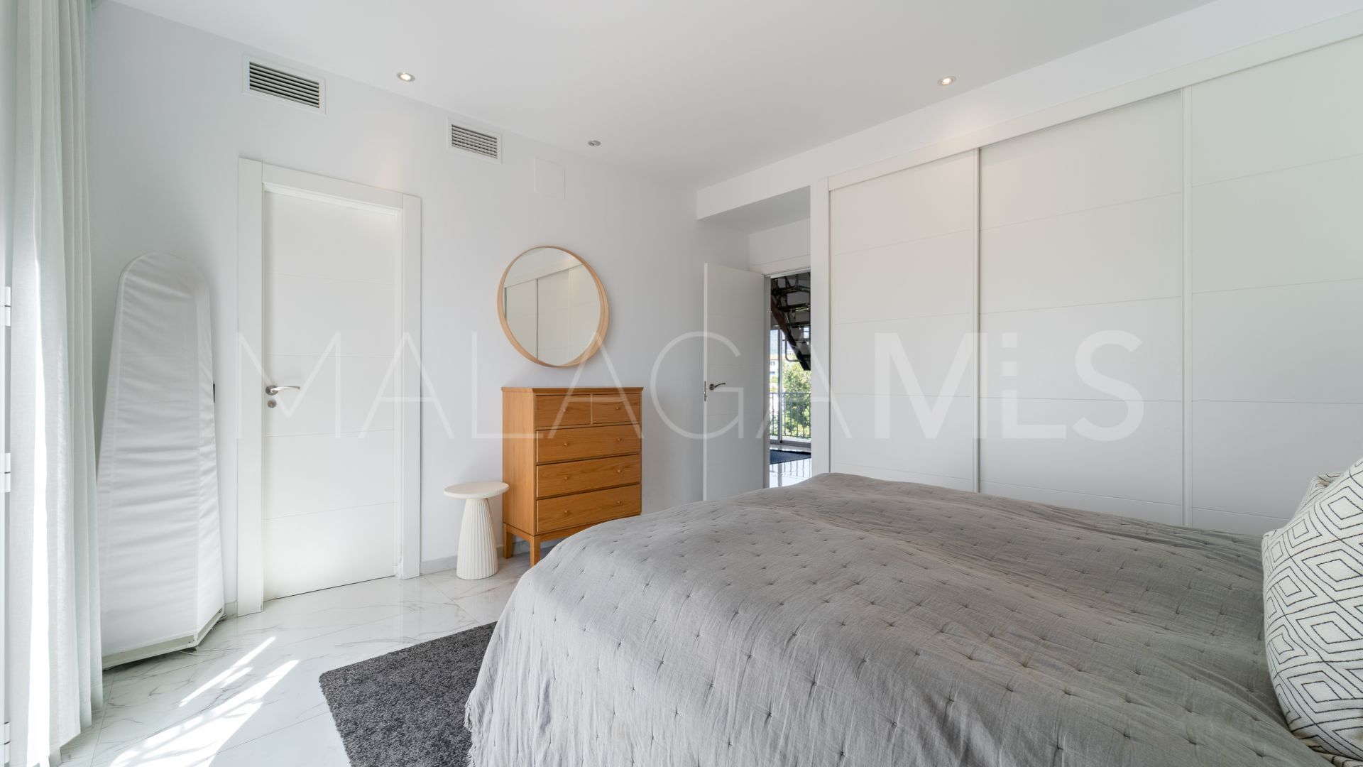 Tvåvånings takvåning for sale in Andalucia del Mar