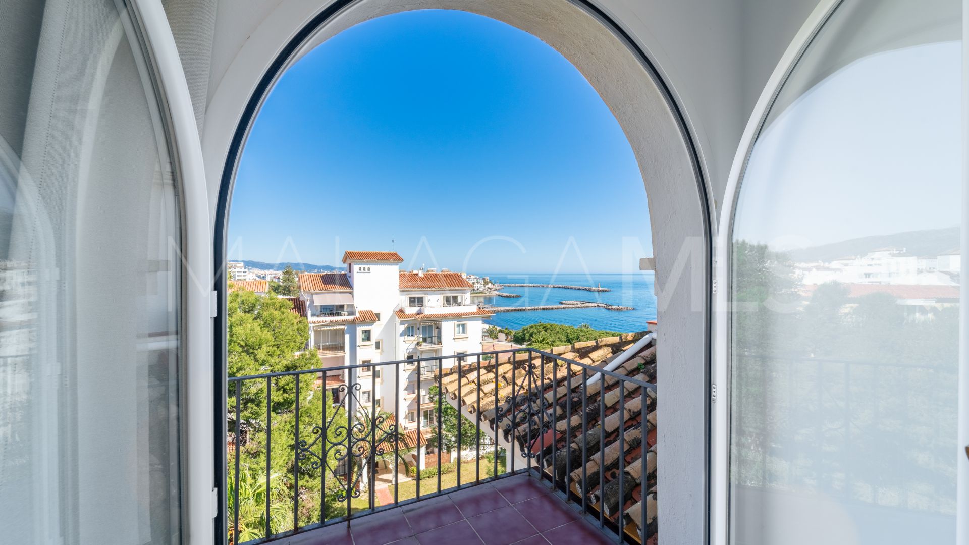 Tvåvånings takvåning for sale in Andalucia del Mar