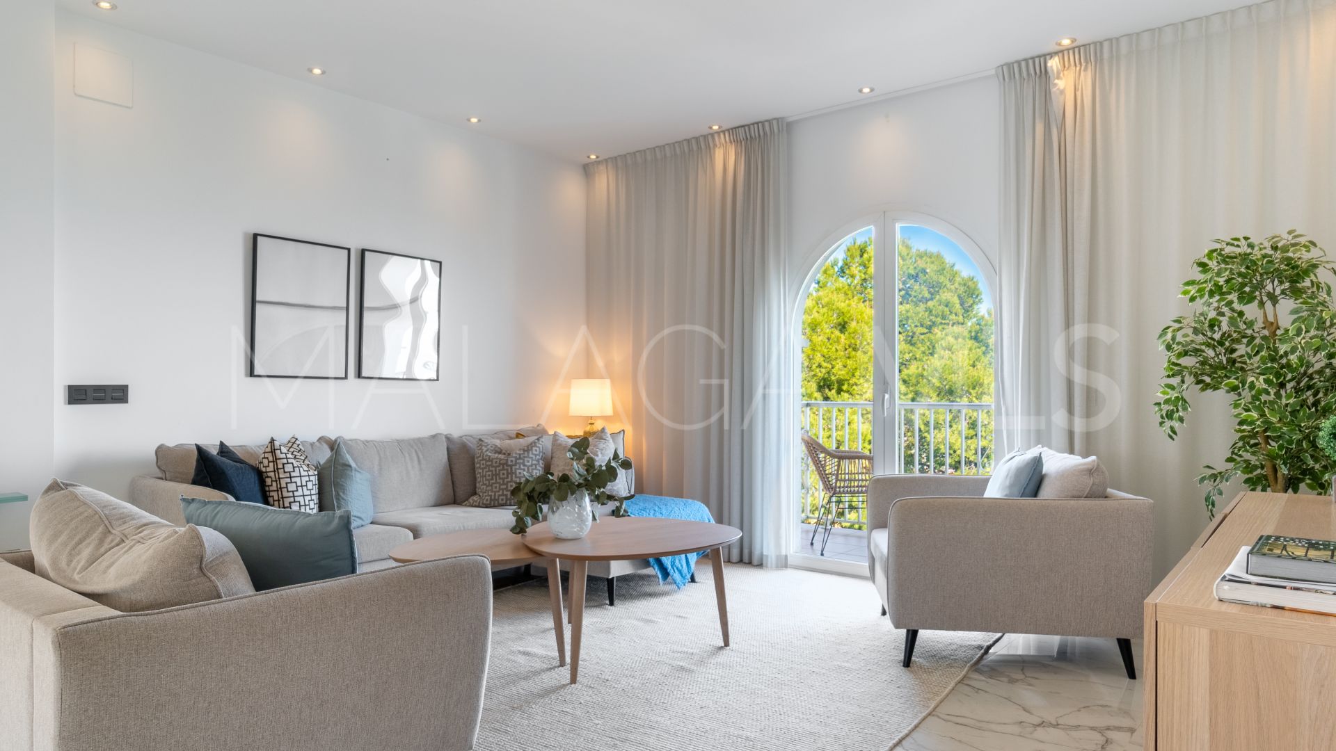 Tvåvånings takvåning for sale in Andalucia del Mar