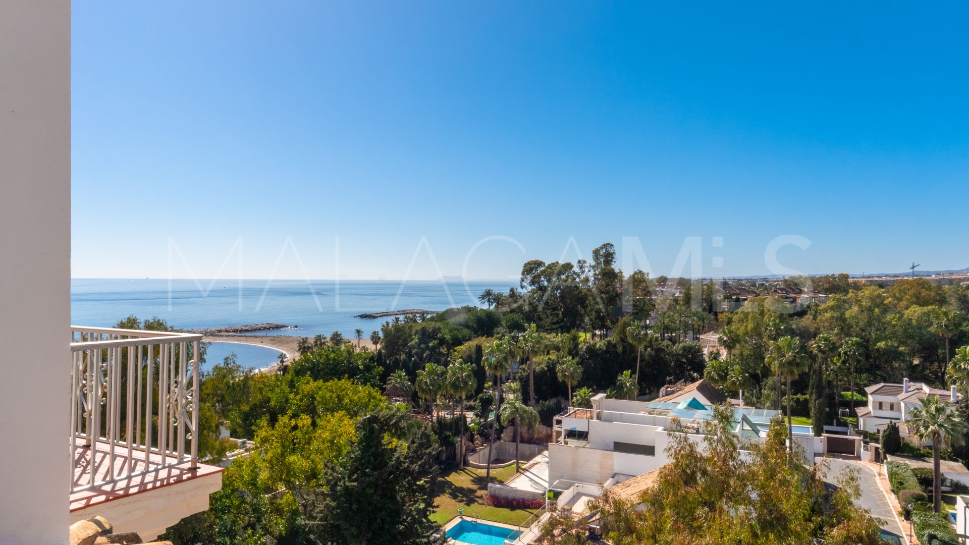 Tvåvånings takvåning for sale in Andalucia del Mar