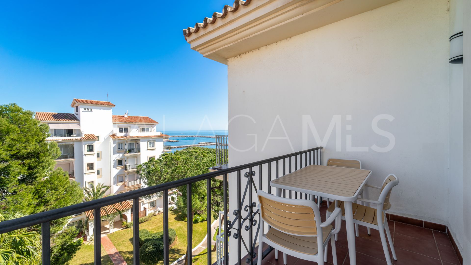 Tvåvånings takvåning for sale in Andalucia del Mar