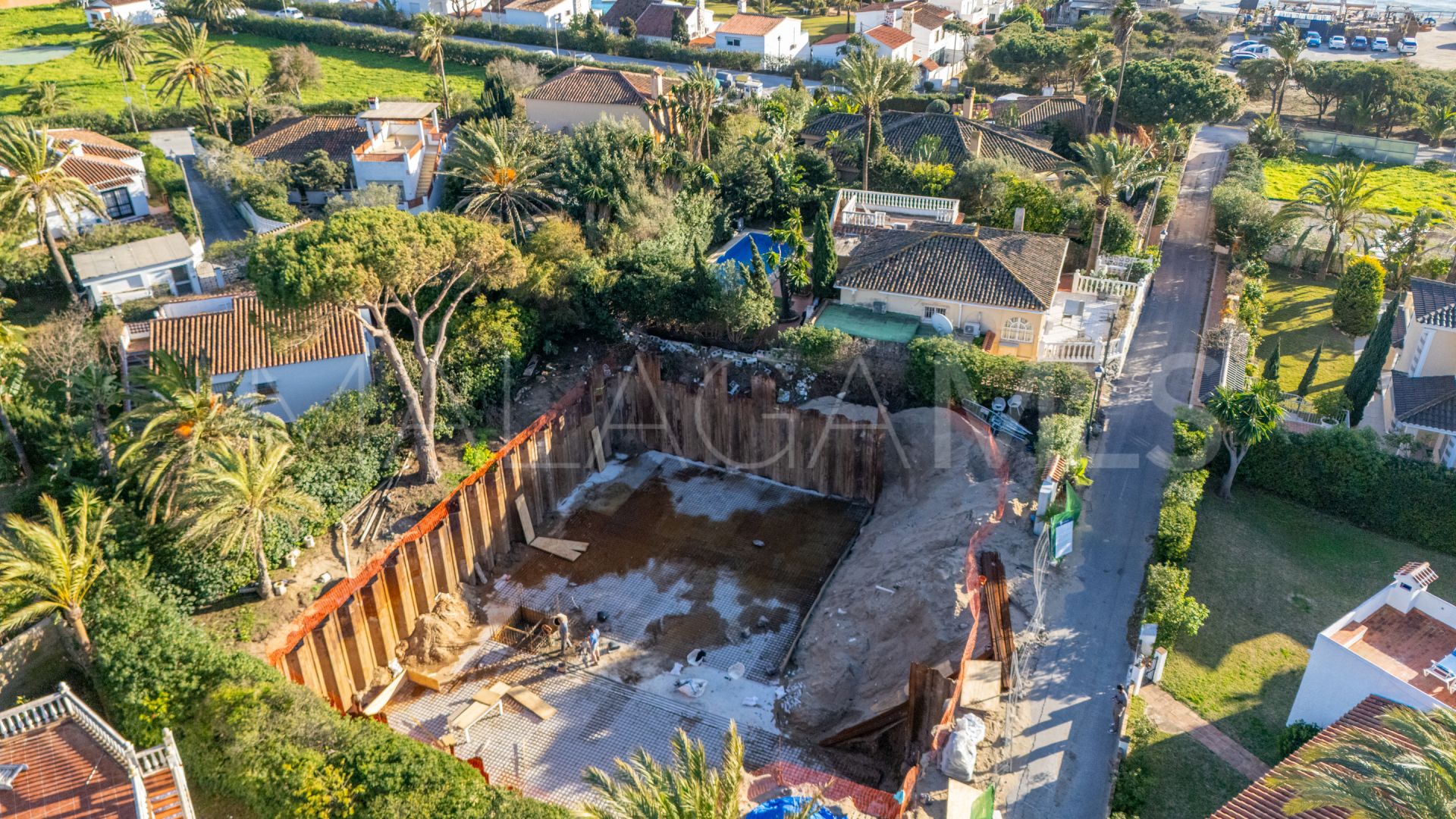 Parcela a la venta in Marbesa