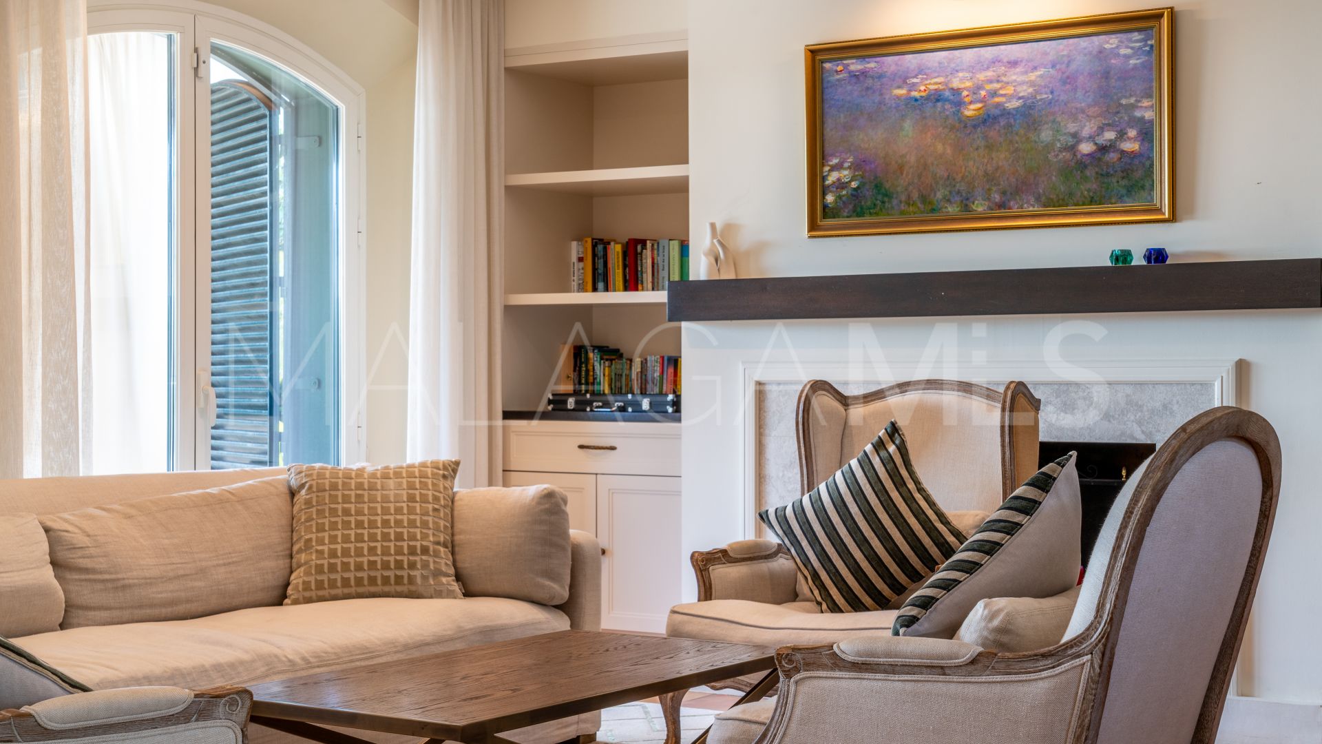 Villa for sale in El Higueral