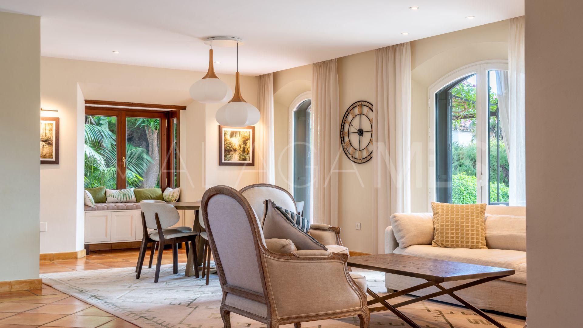 Villa for sale in El Higueral