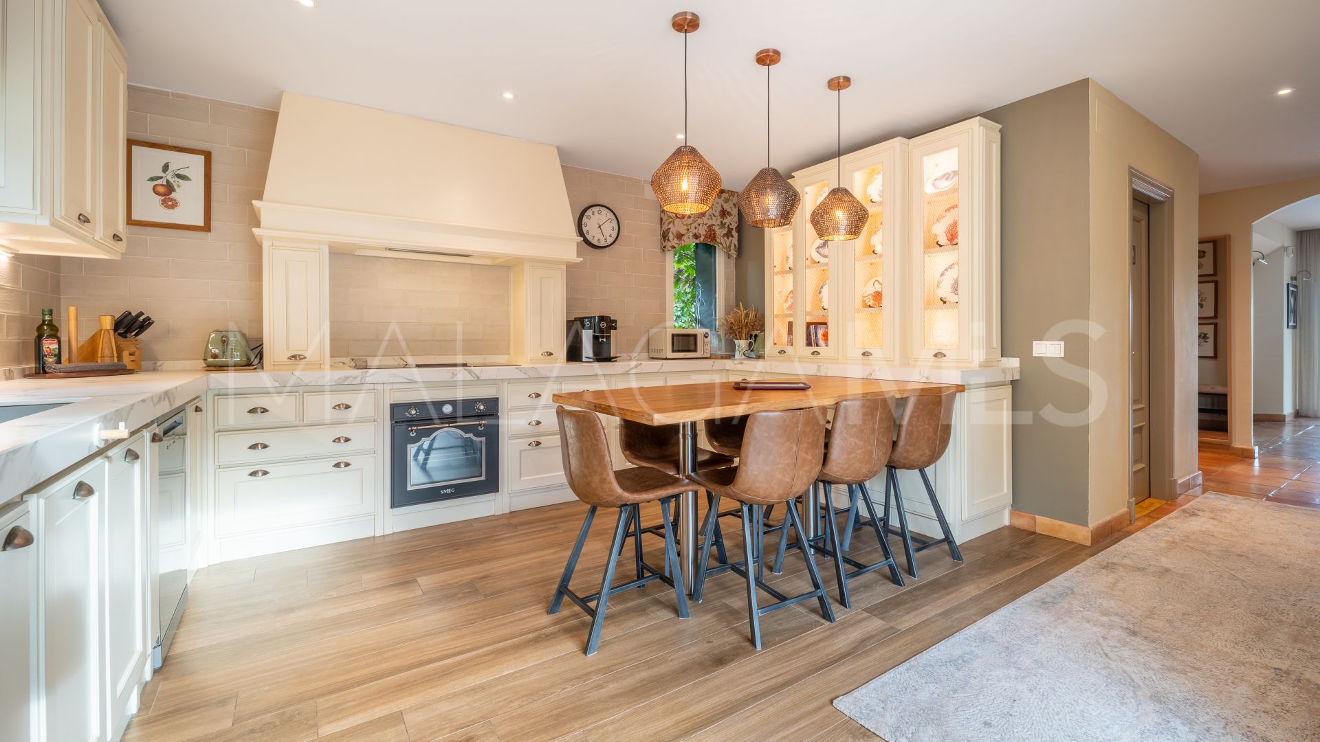 Villa for sale in El Higueral