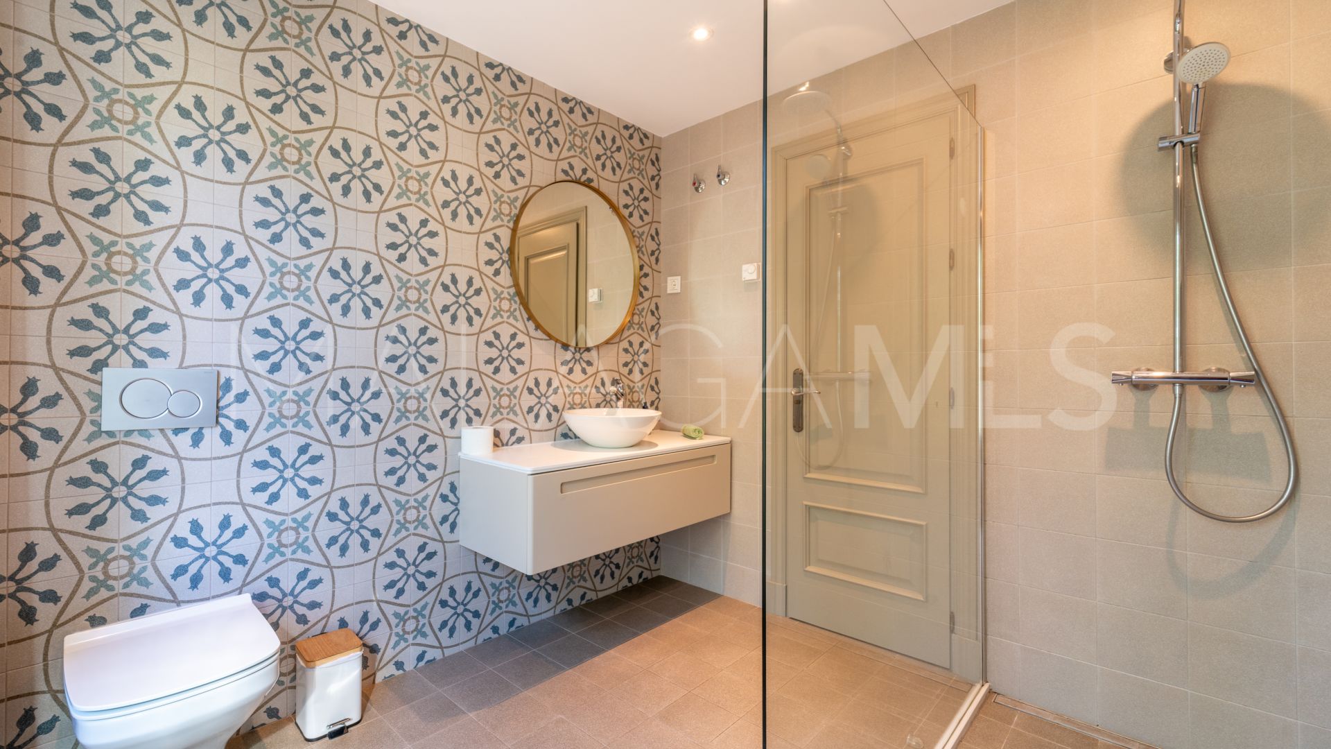 Villa for sale in El Higueral