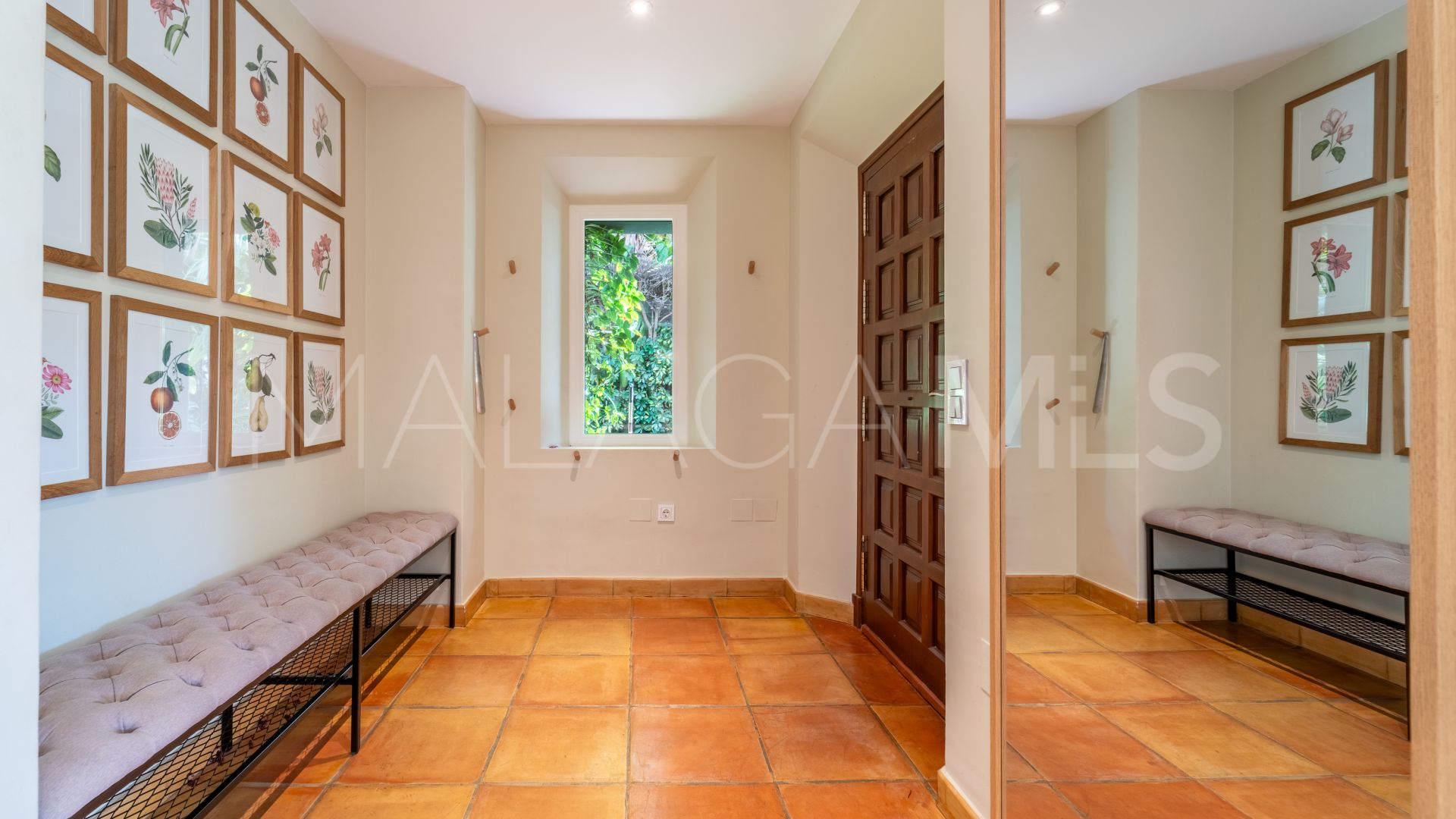 Villa for sale in El Higueral