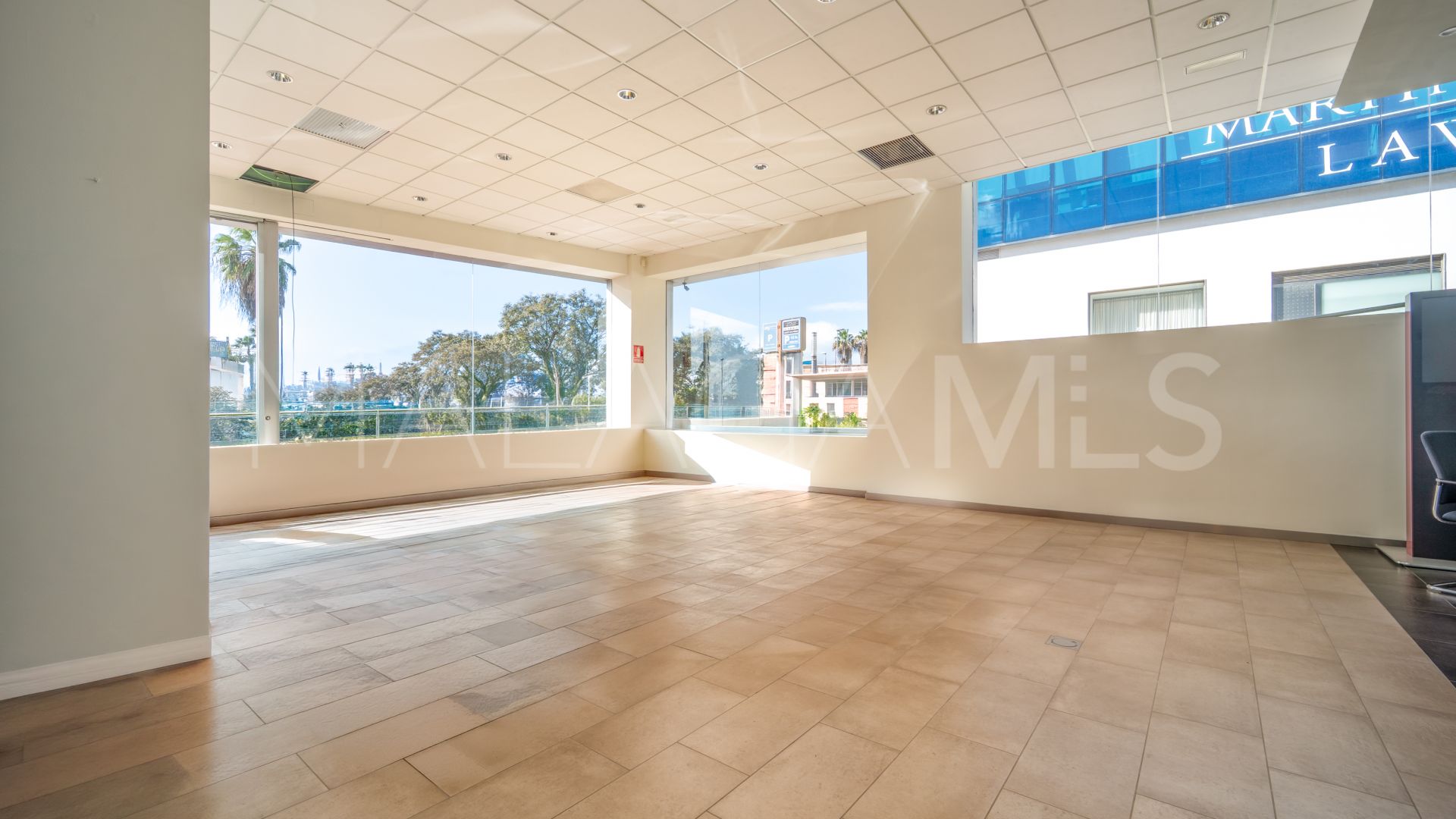 Kommersiella lokaler for sale in Marbella - Puerto Banus