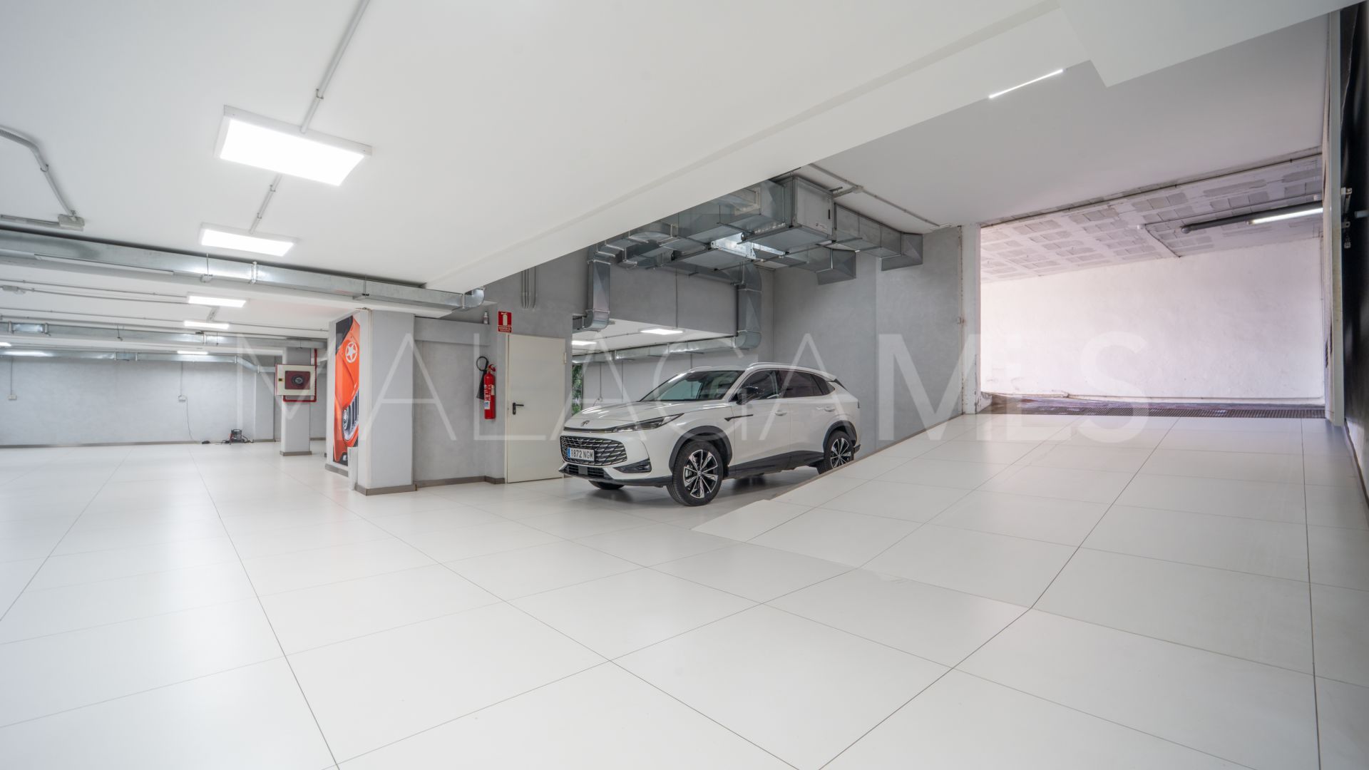 Kommersiella lokaler for sale in Marbella - Puerto Banus