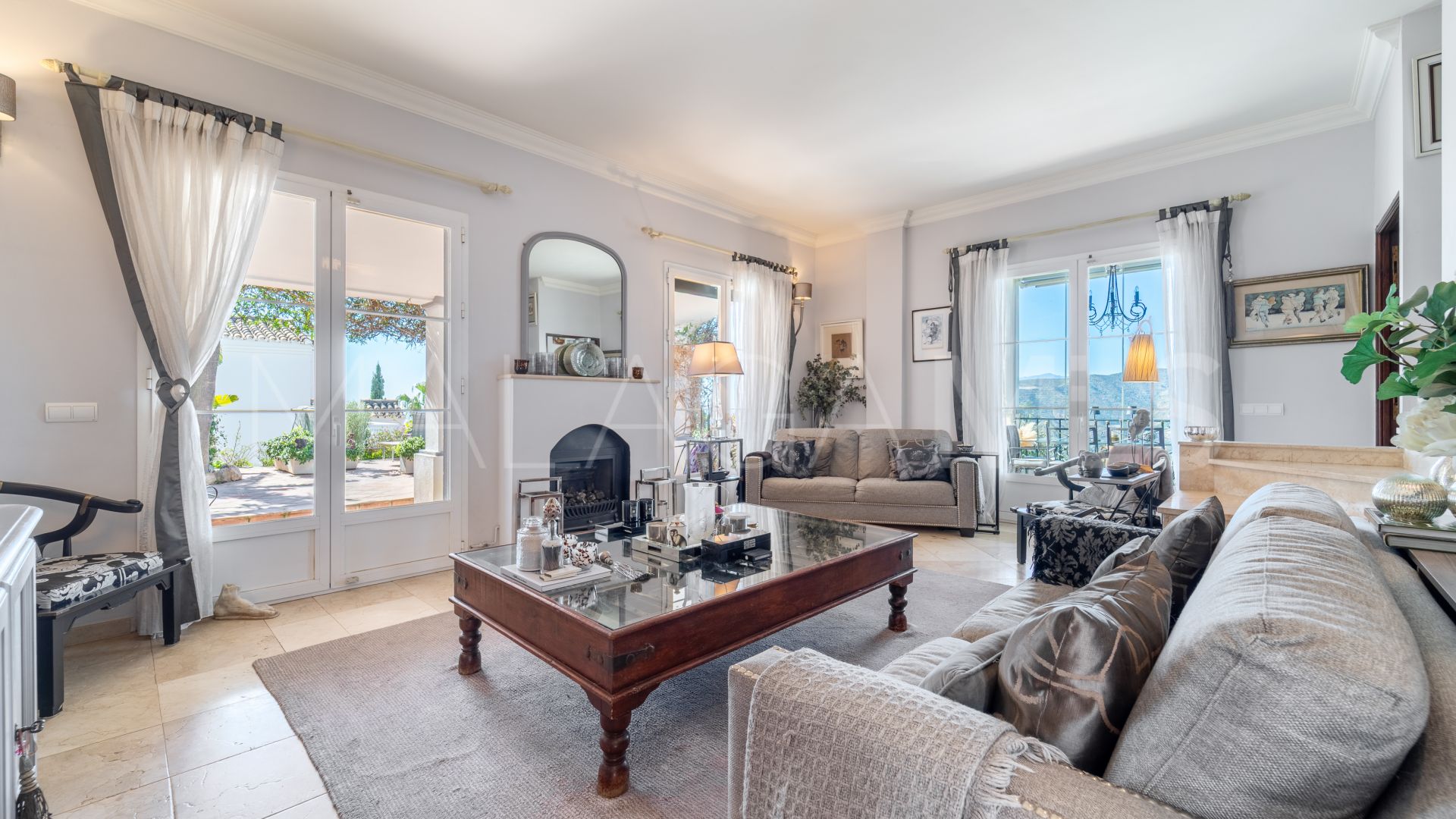 Villa for sale in Istan