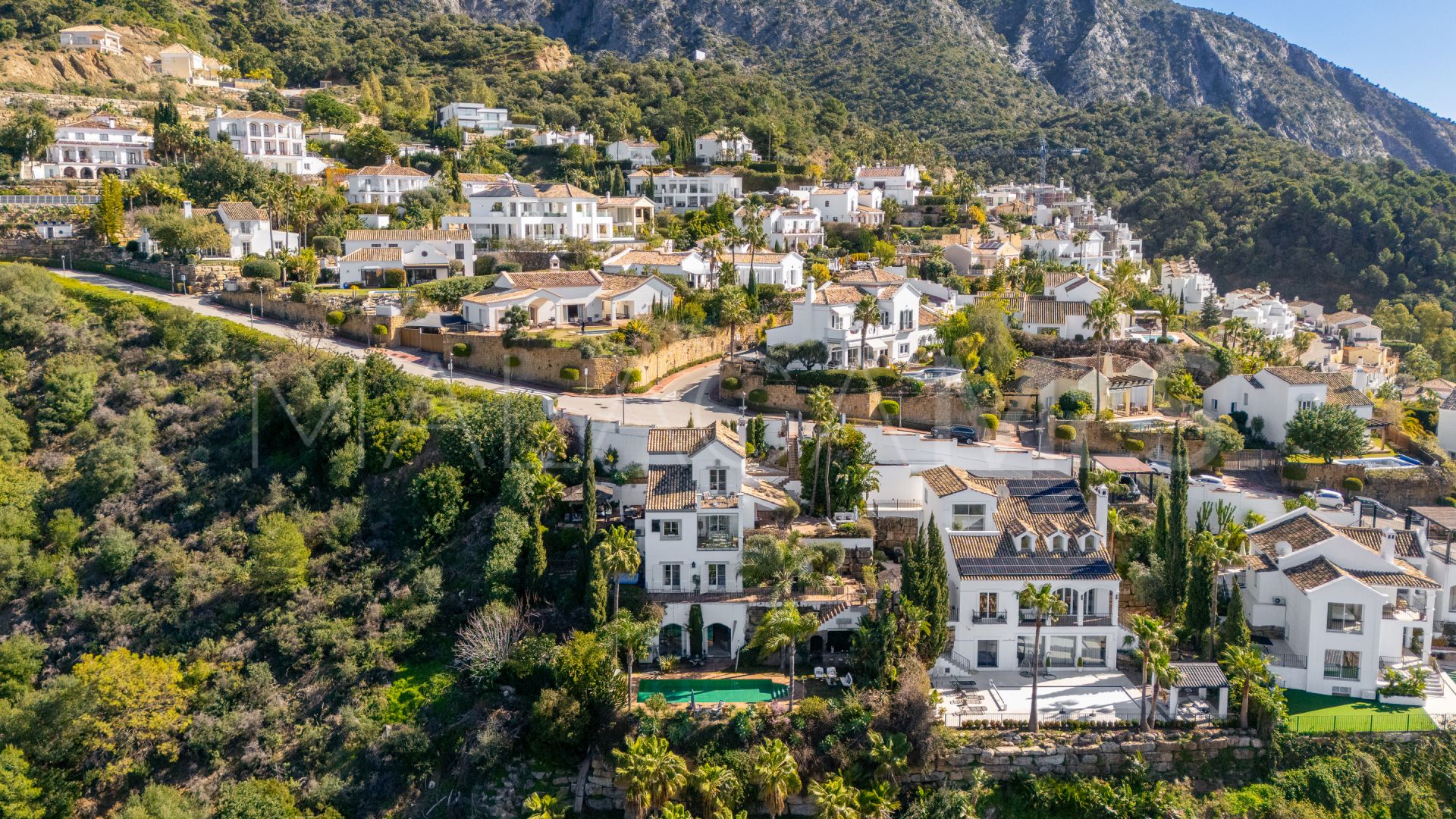 Villa for sale in Istan