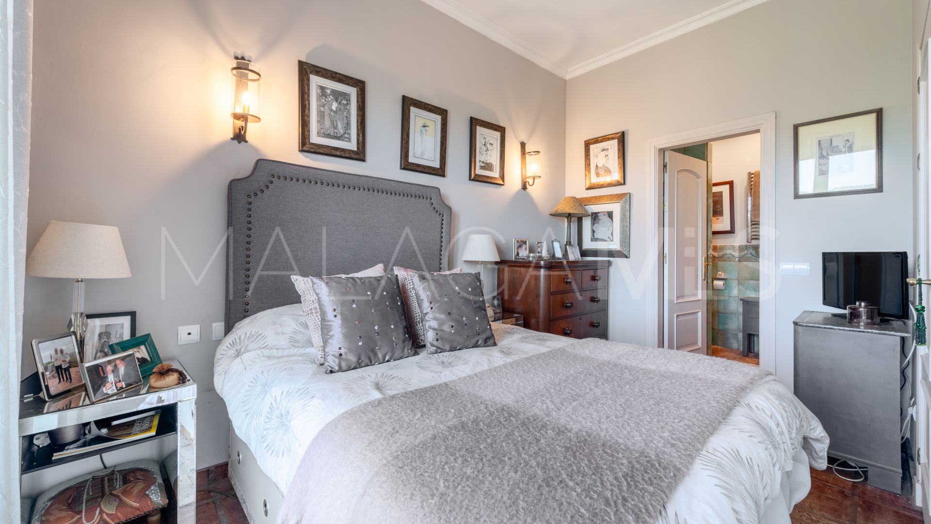 Villa for sale in Istan