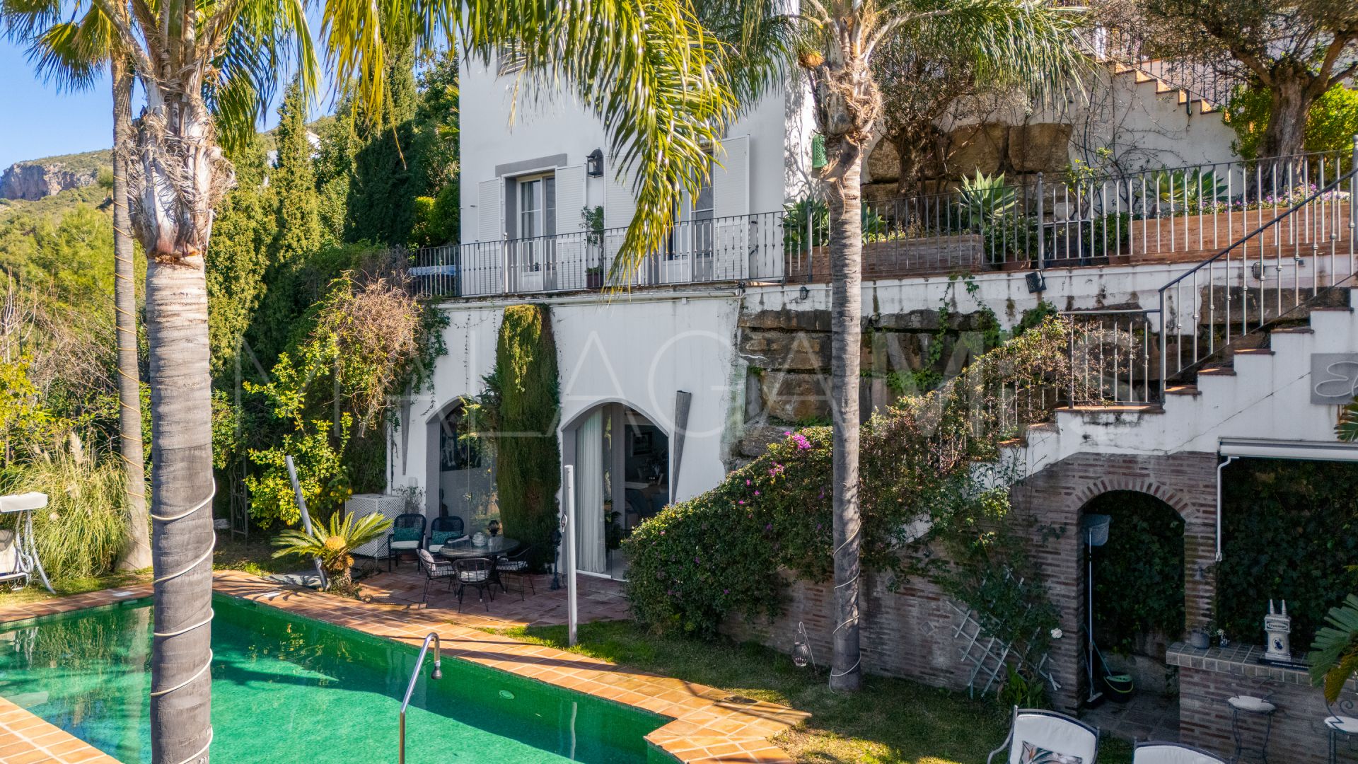 Villa for sale in Istan