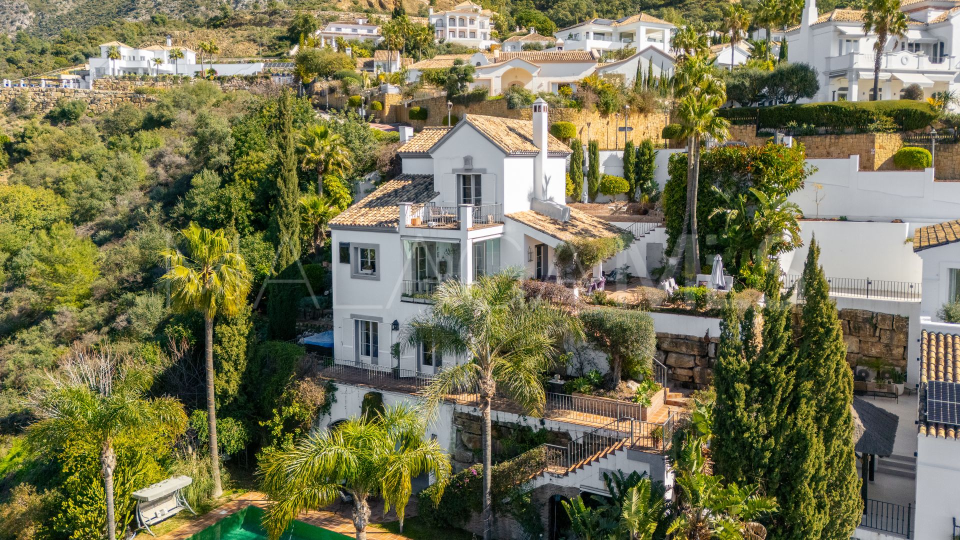 Villa for sale in Istan