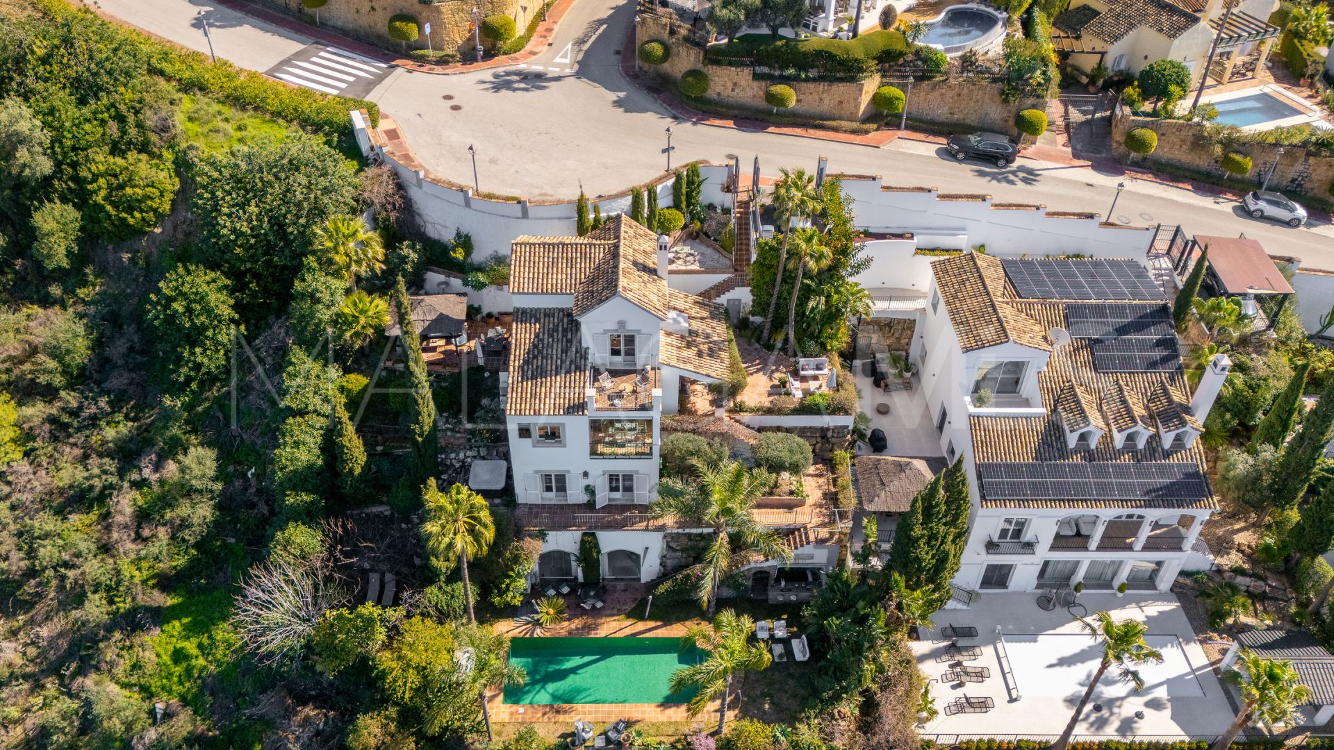 Villa for sale in Istan