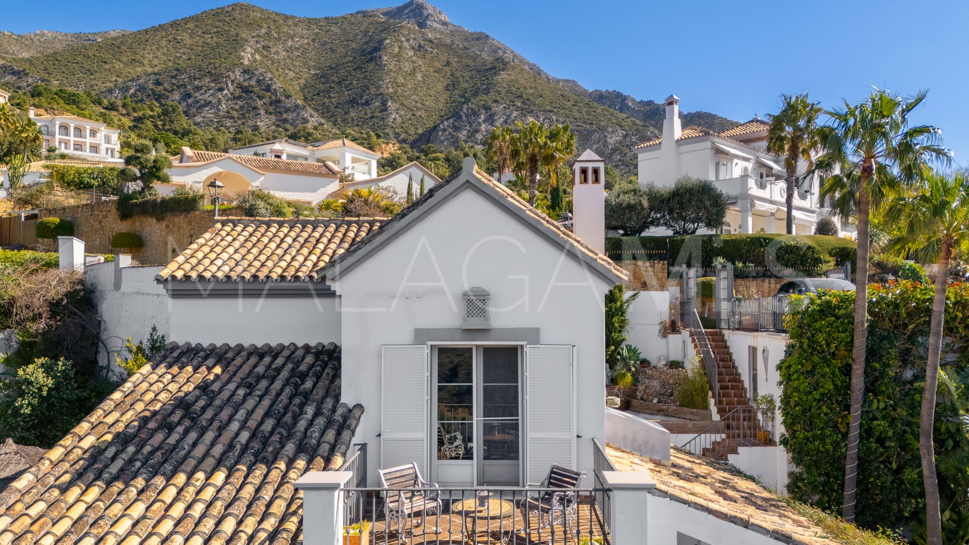 Villa for sale in Istan